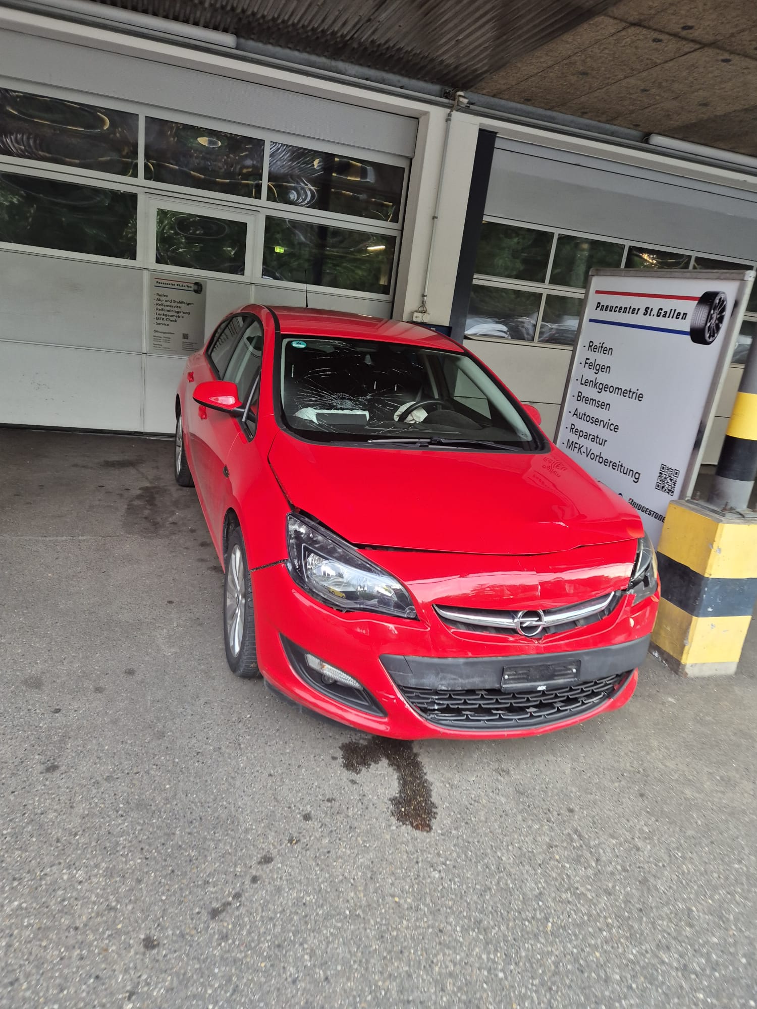 OPEL Astra 1.4i 16V Turbo Sport-image-2
