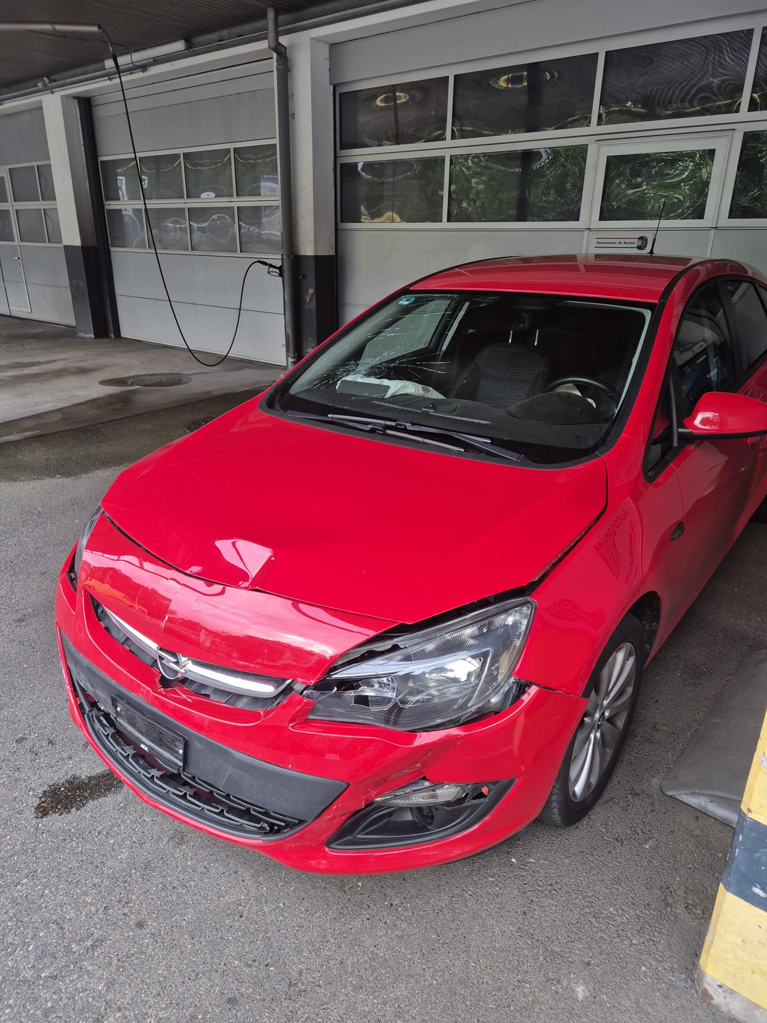 OPEL Astra 1.4i 16V Turbo Sport-image-1