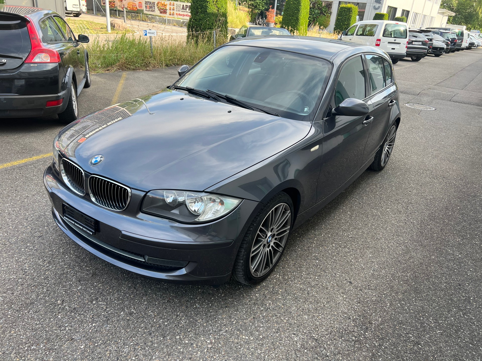 BMW 130i Steptronic-image-1