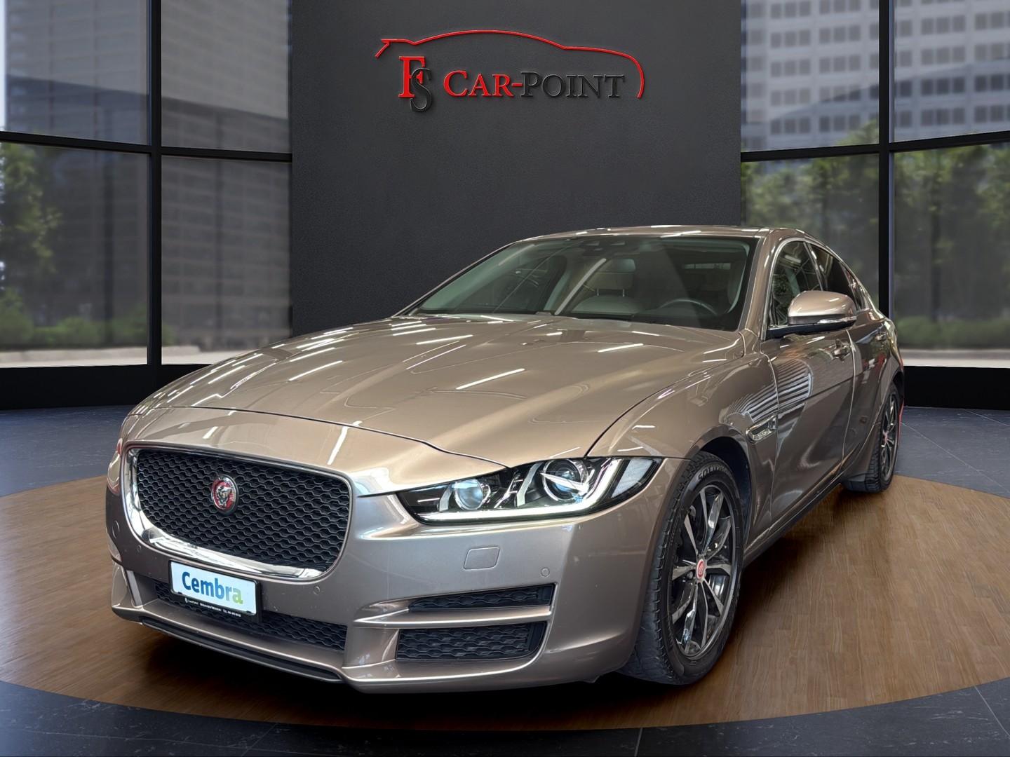 JAGUAR XE 20d Prestige Automat-image-0