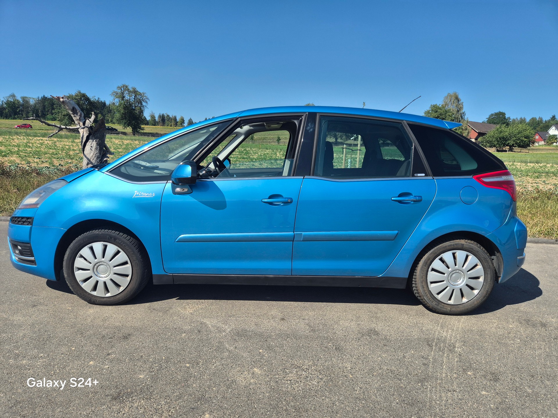 CITROEN C4 Picasso 2.0i 16V Exclusive Automatic-image-8