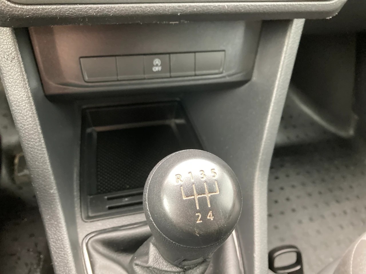VW Caddy 2.0TDI BlueMotion Technology-image-10