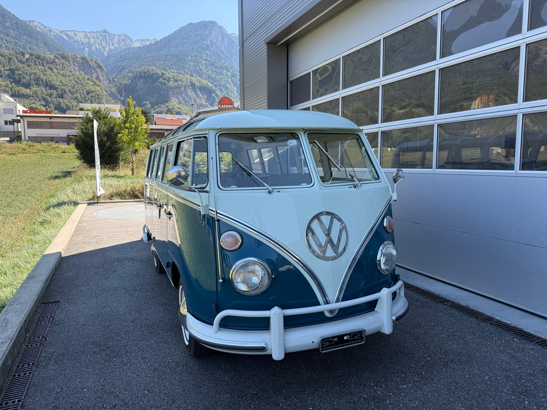 VW Samba Bus-image-1