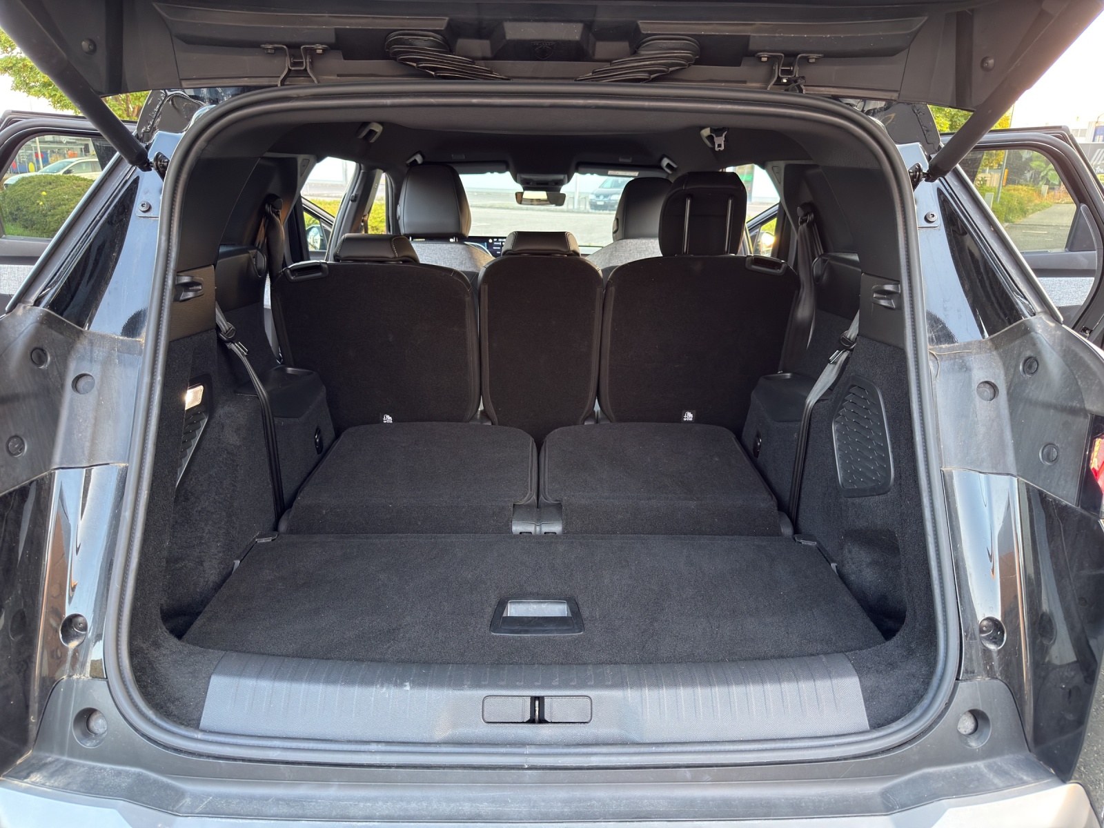 PEUGEOT 5008 145 Hybrid e-DCS6 GT-image-22