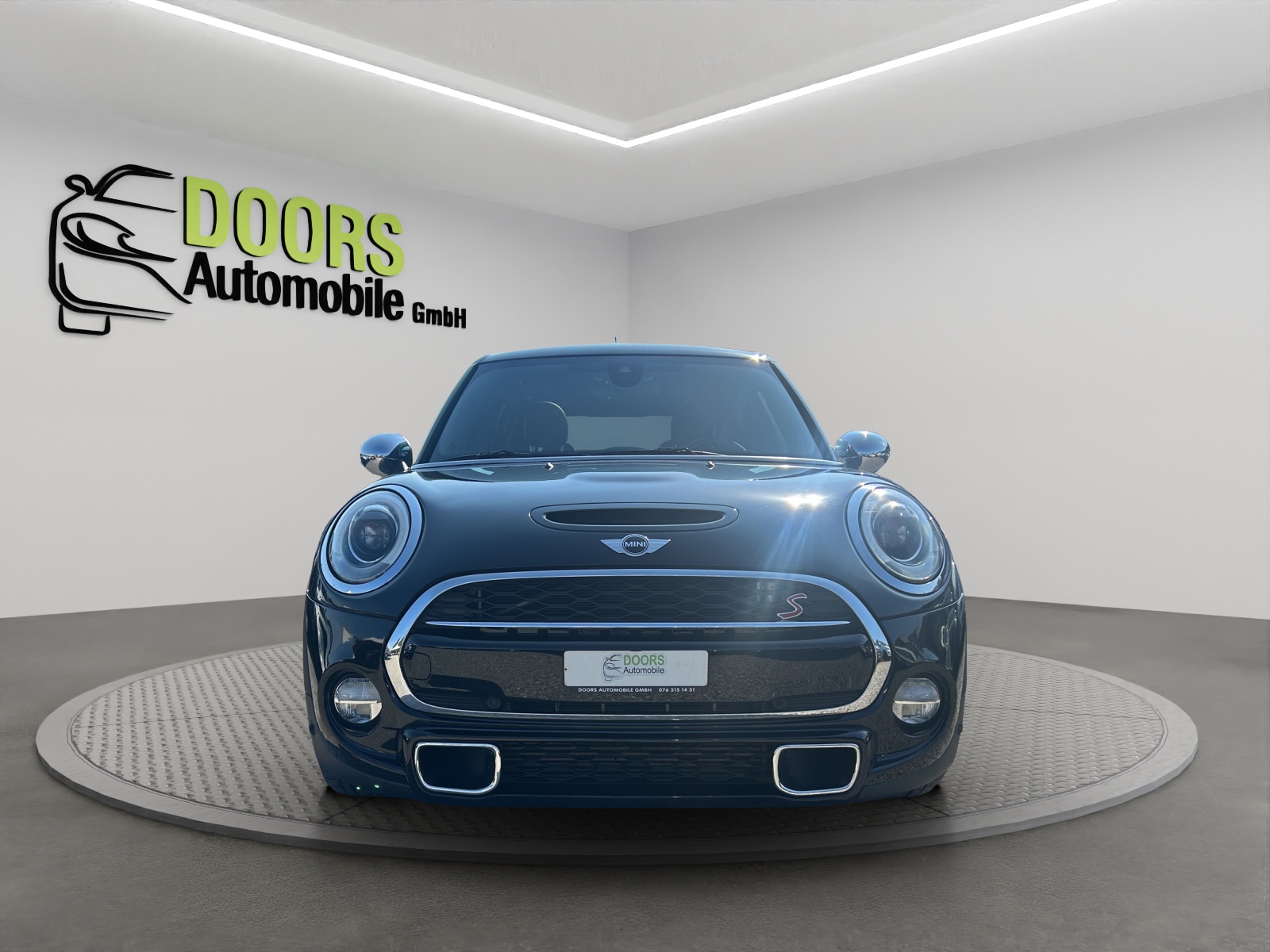 MINI Cooper S Steptronic-showroom-element-1