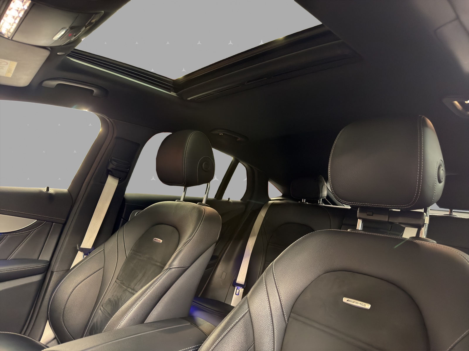 MERCEDES-BENZ GLC 63 S 4M - AMG - Coupé / DISTRONIC / 360 Grad Kamera / AIRMATIC-image-8