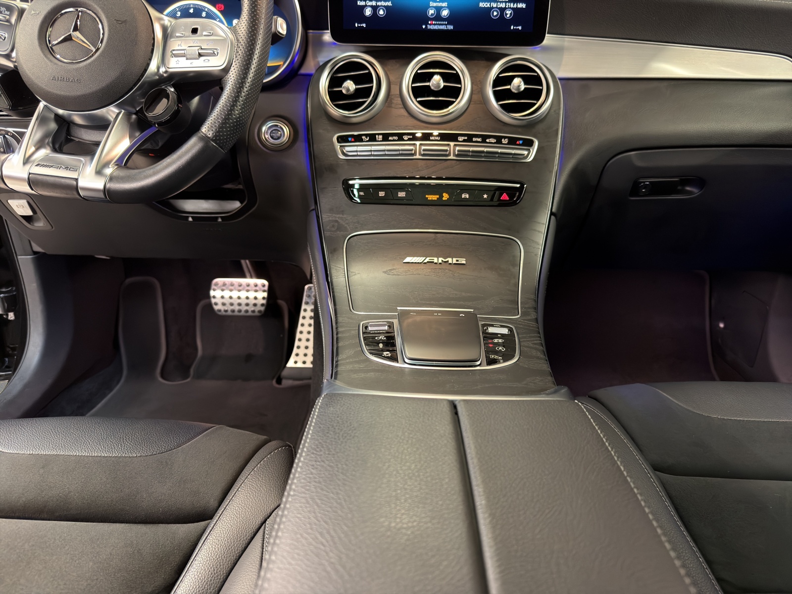 MERCEDES-BENZ GLC 63 S 4M - AMG - Coupé / DISTRONIC / 360 Grad Kamera / AIRMATIC-image-11