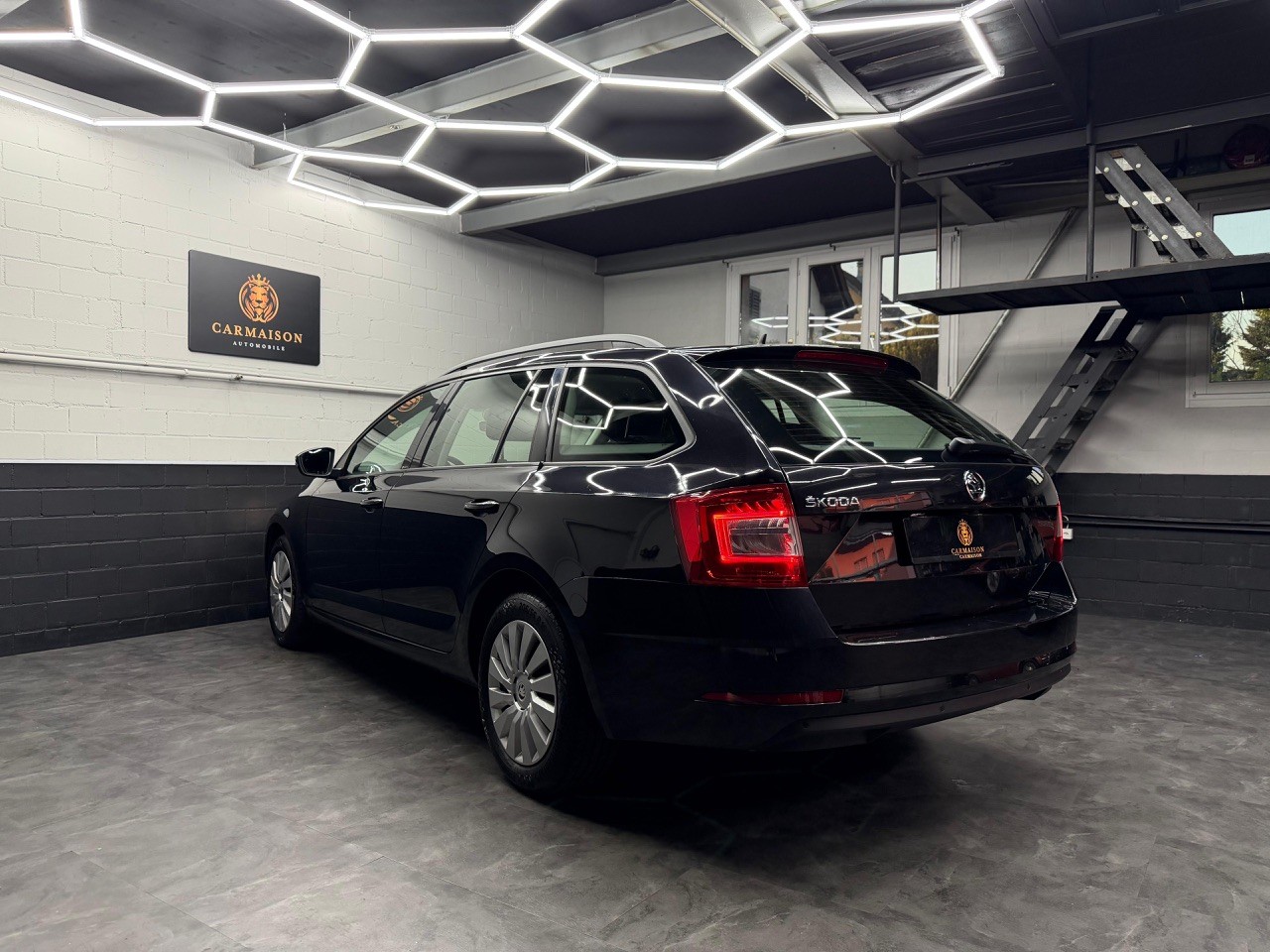SKODA Octavia Combi 1.5 TSI Ambition DSG-image-5