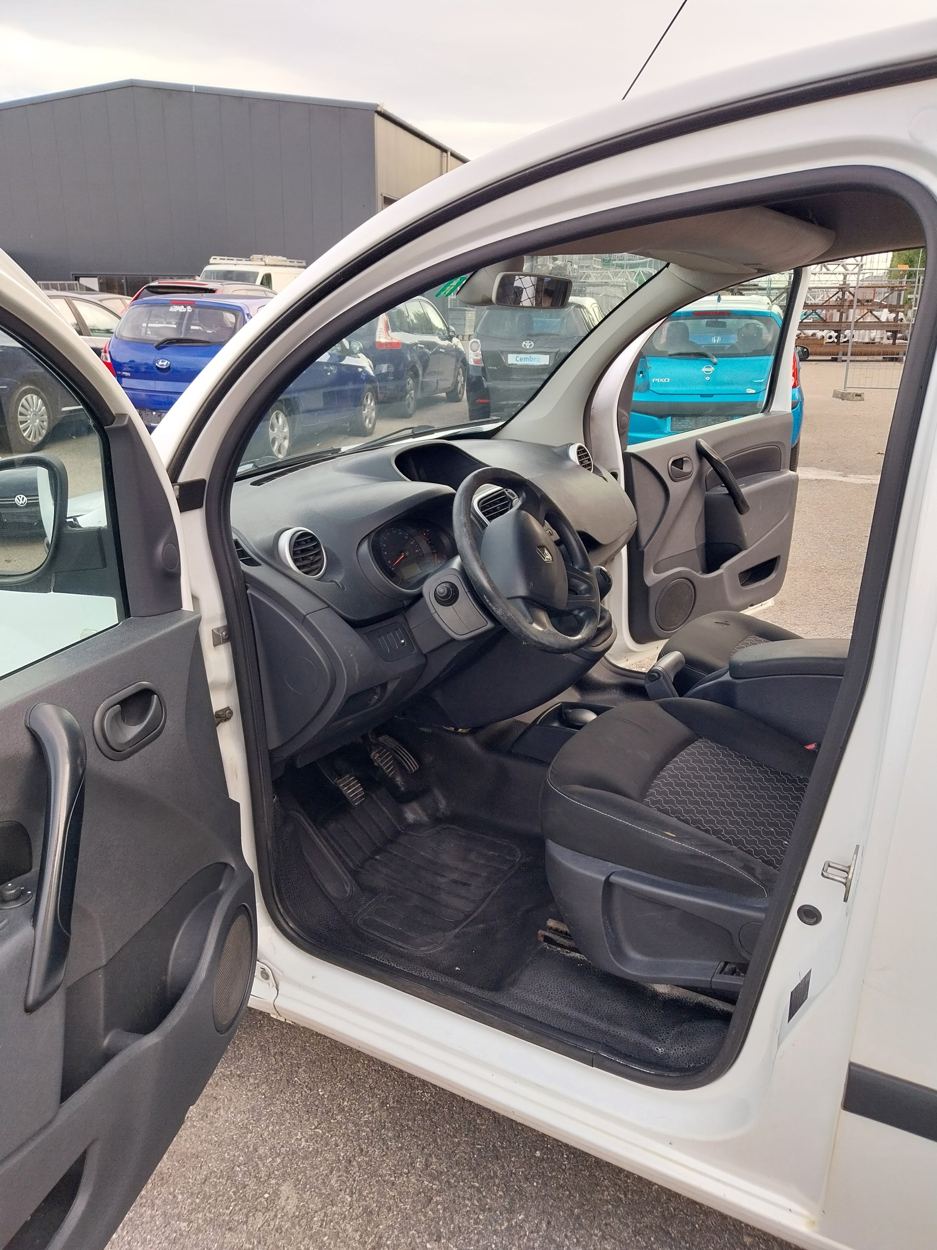 RENAULT Kangoo Maxi dCi 90 Business 2 Plätze / 2 places-image-13