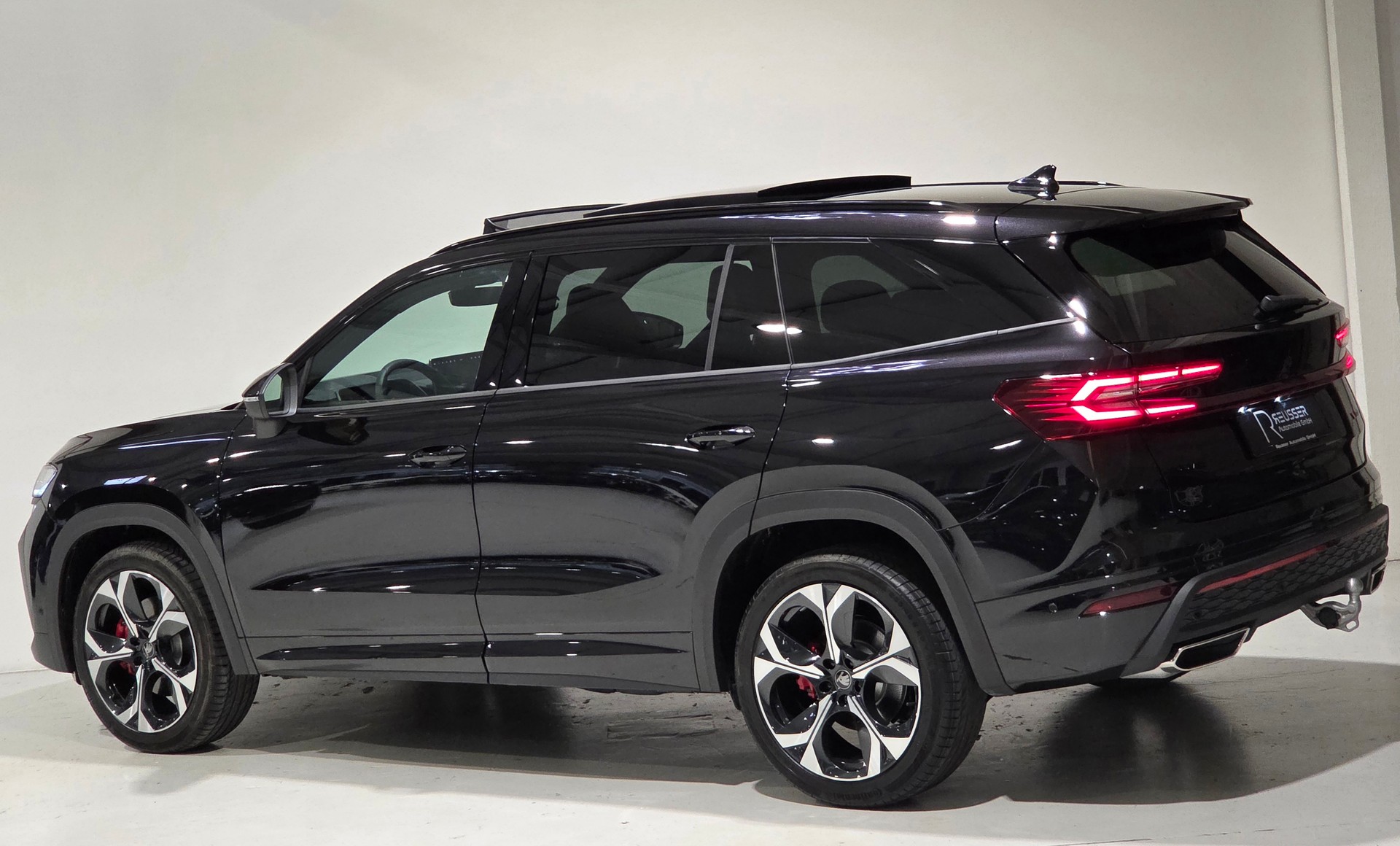 SKODA Kodiaq 2.0 TSI RS 4x4-image-2
