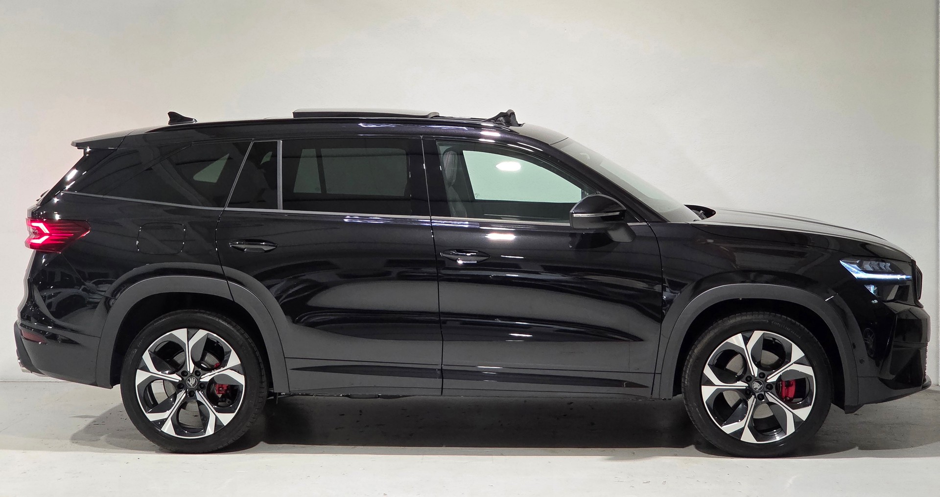 SKODA Kodiaq 2.0 TSI RS 4x4-image-27