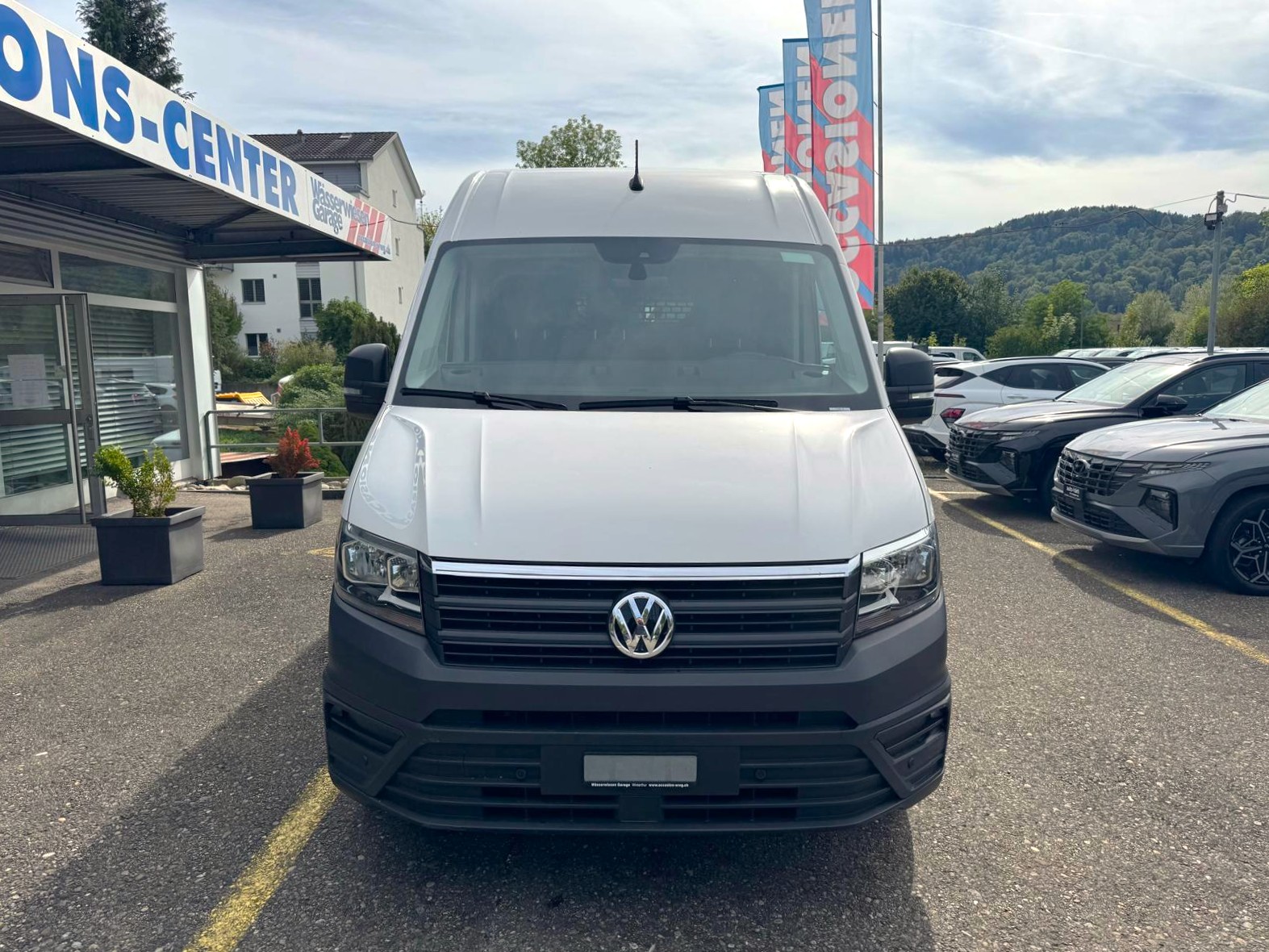 VW Crafter 35 2.0 TDI L3 AT-image-12