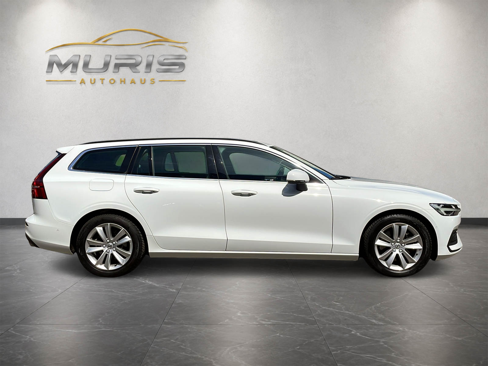 VOLVO V60 B4 Diesel Mild Hybrid Core Geartronic-image-5