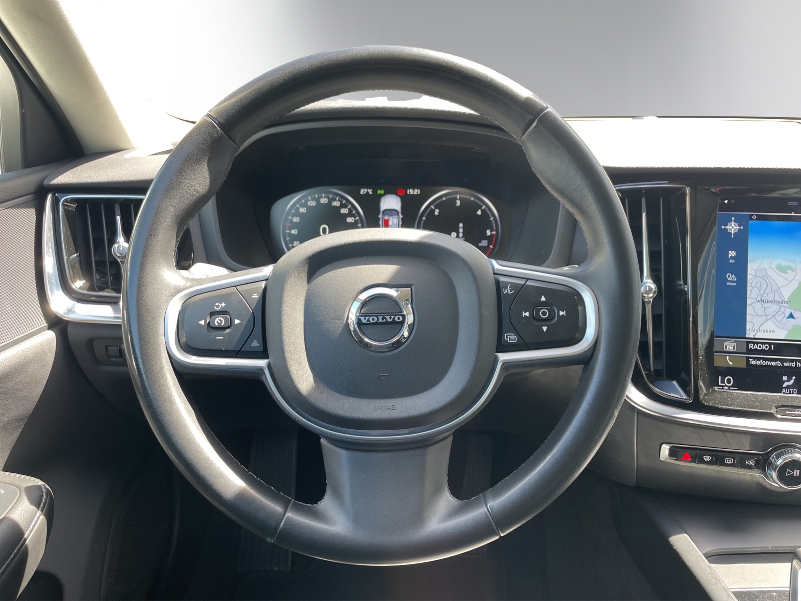 VOLVO V60 B4 Diesel Mild Hybrid Core Geartronic-image-17
