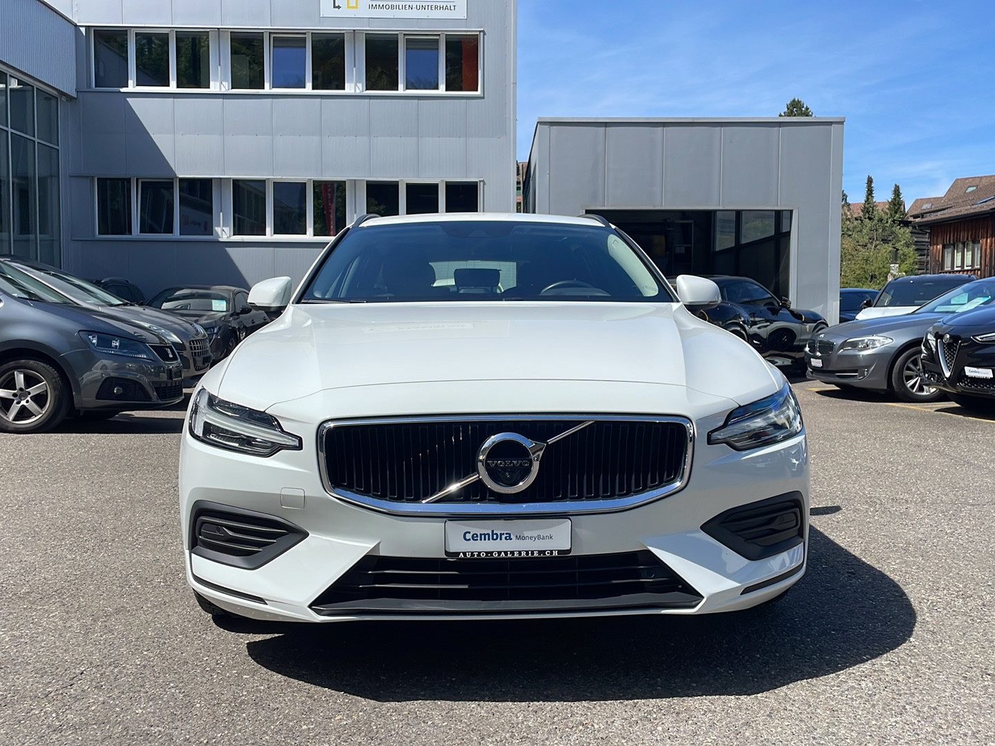 VOLVO V60 B4 Diesel Mild Hybrid Core Geartronic-image-7