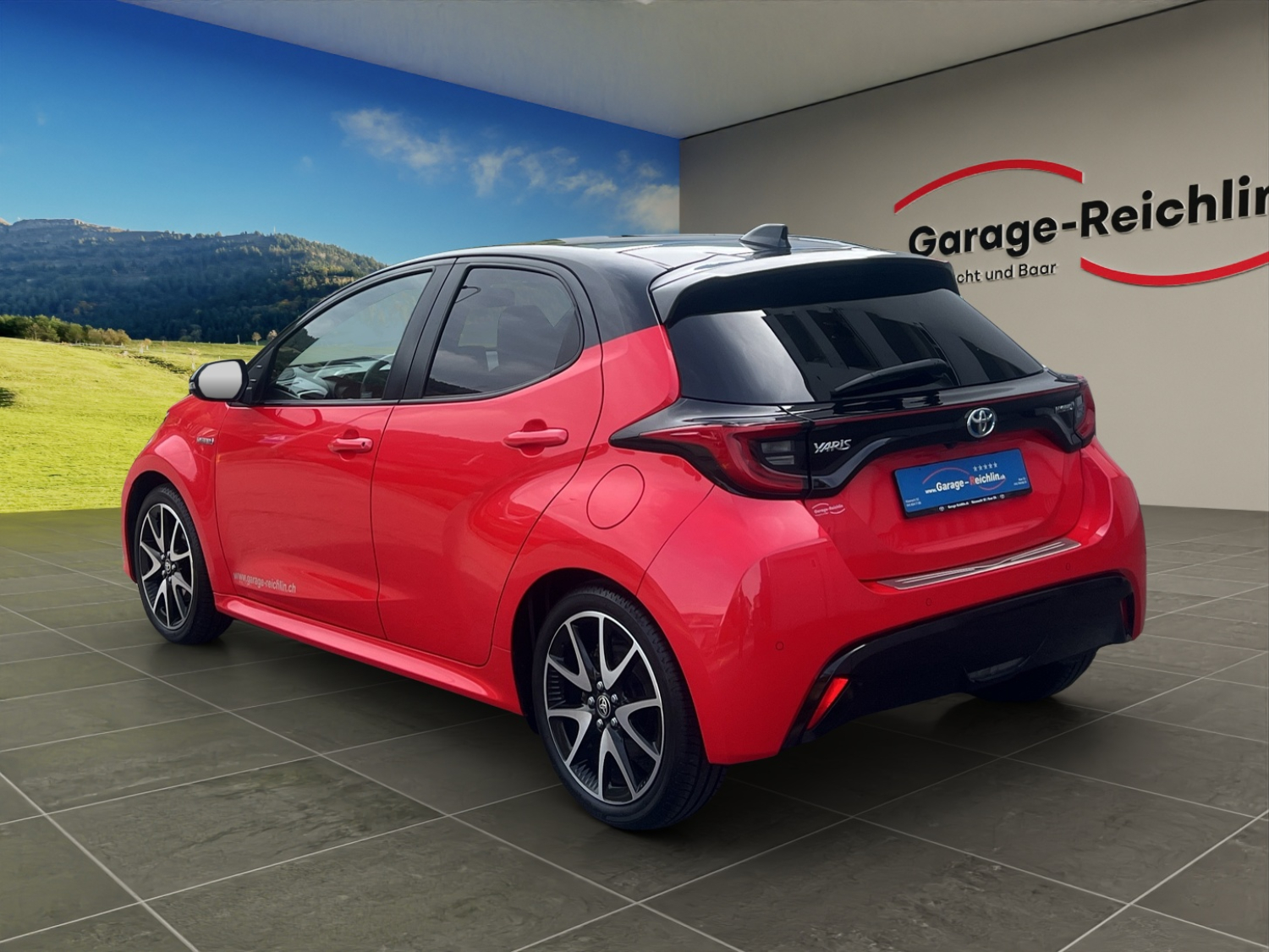 TOYOTA Yaris 1.5 VVT-i HSD Premiere Edition-image-2