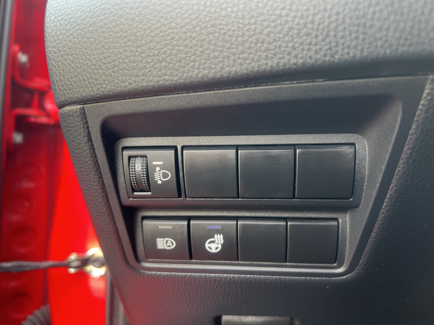 TOYOTA Yaris 1.5 VVT-i HSD Premiere Edition-image-17