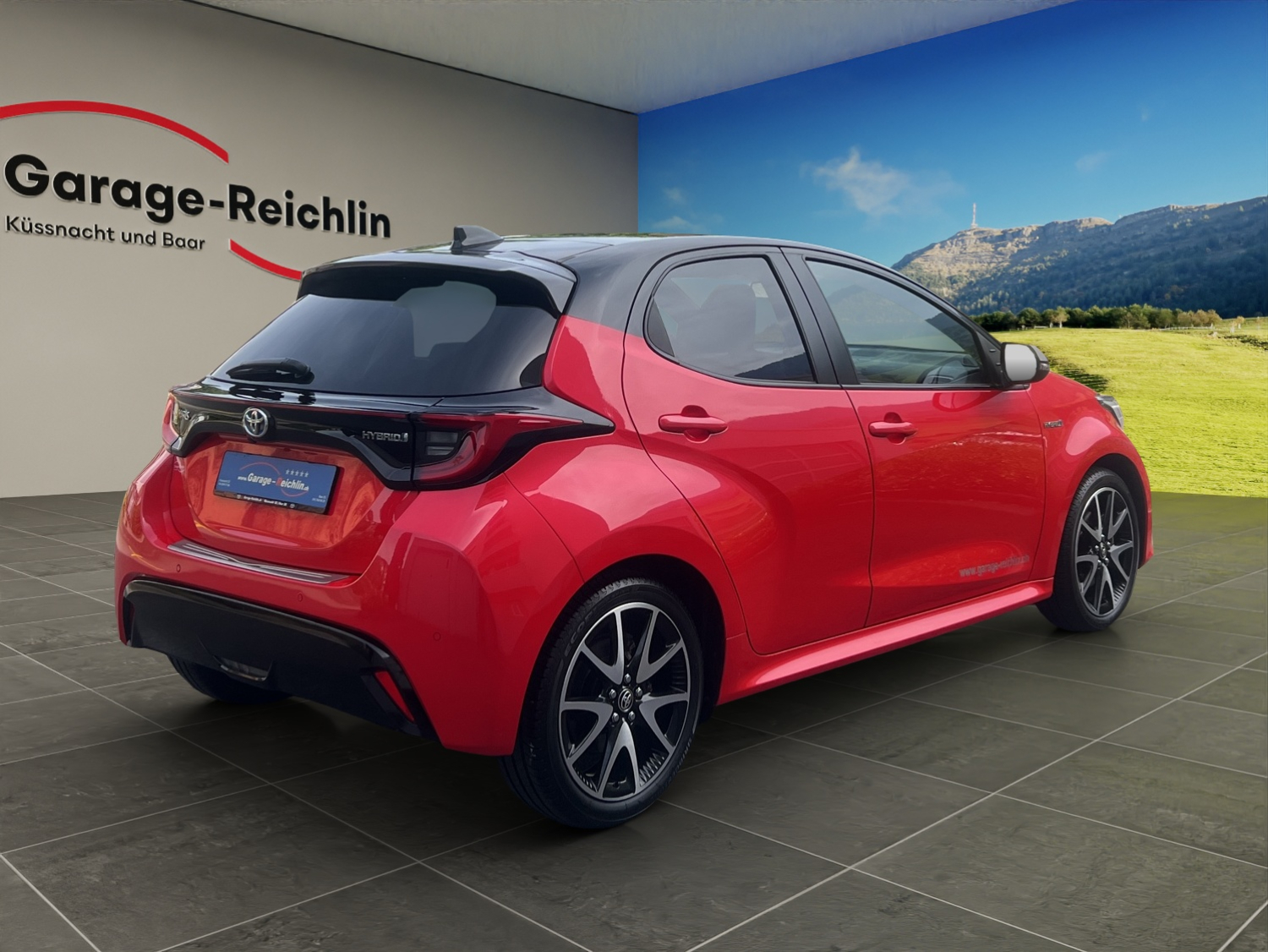 TOYOTA Yaris 1.5 VVT-i HSD Premiere Edition-image-4