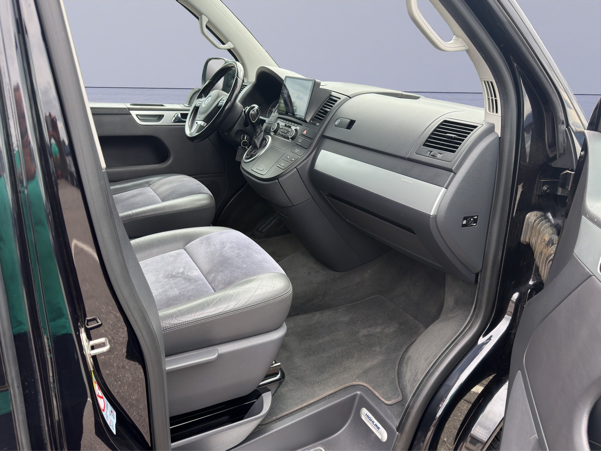 VW T5 Multivan 2.0 Bi-TDI CR Highline 4Motion DSG-image-8