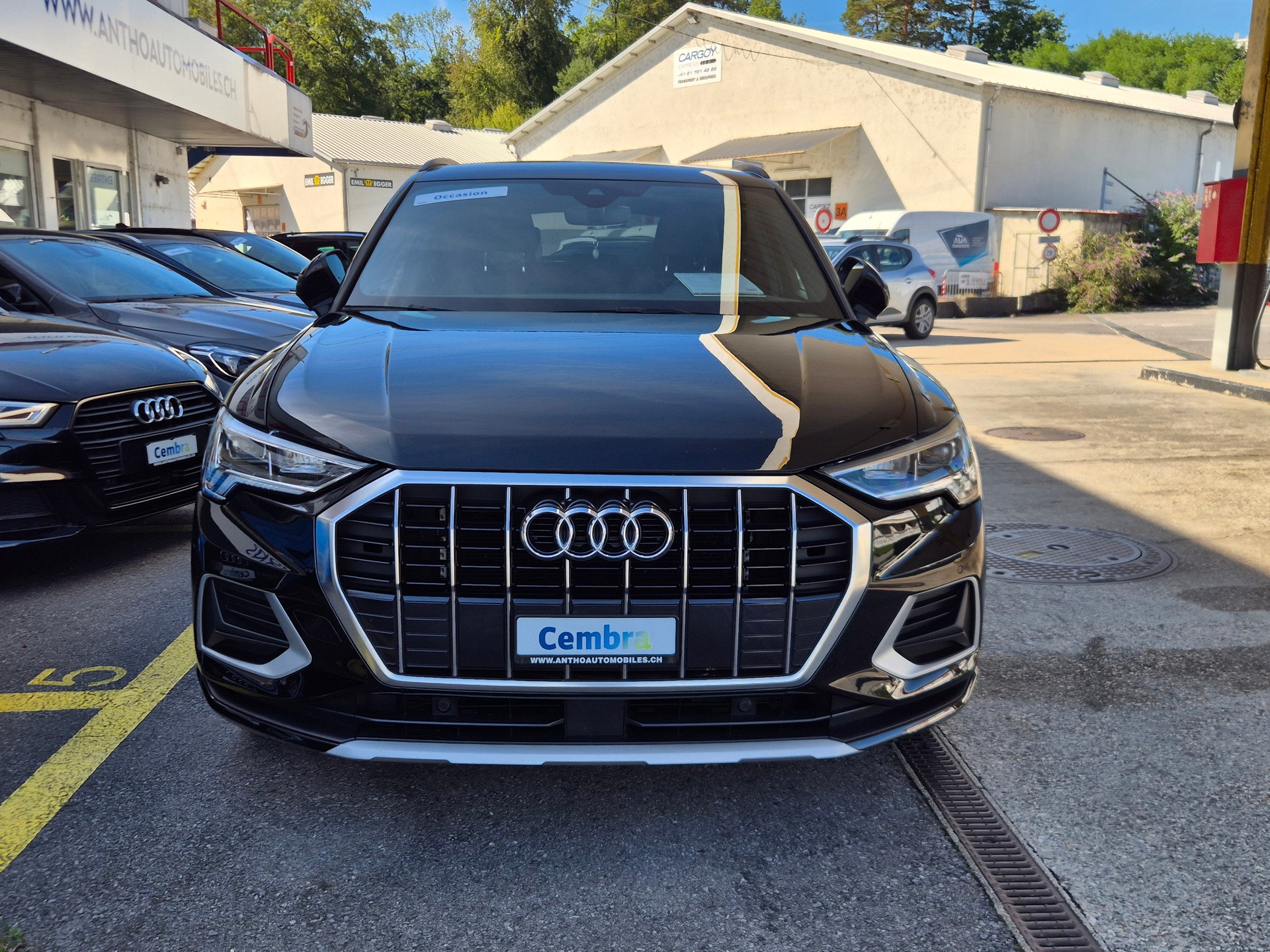 AUDI Q3 35 TFSI S line S-tronic-image-1