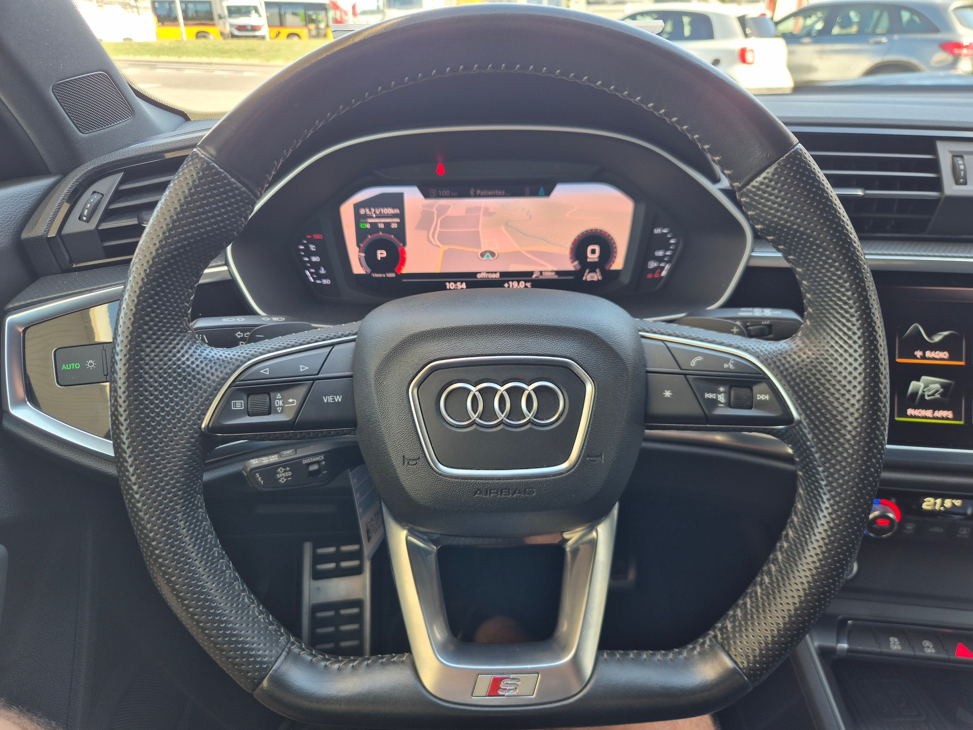 AUDI Q3 35 TFSI S line S-tronic-image-7