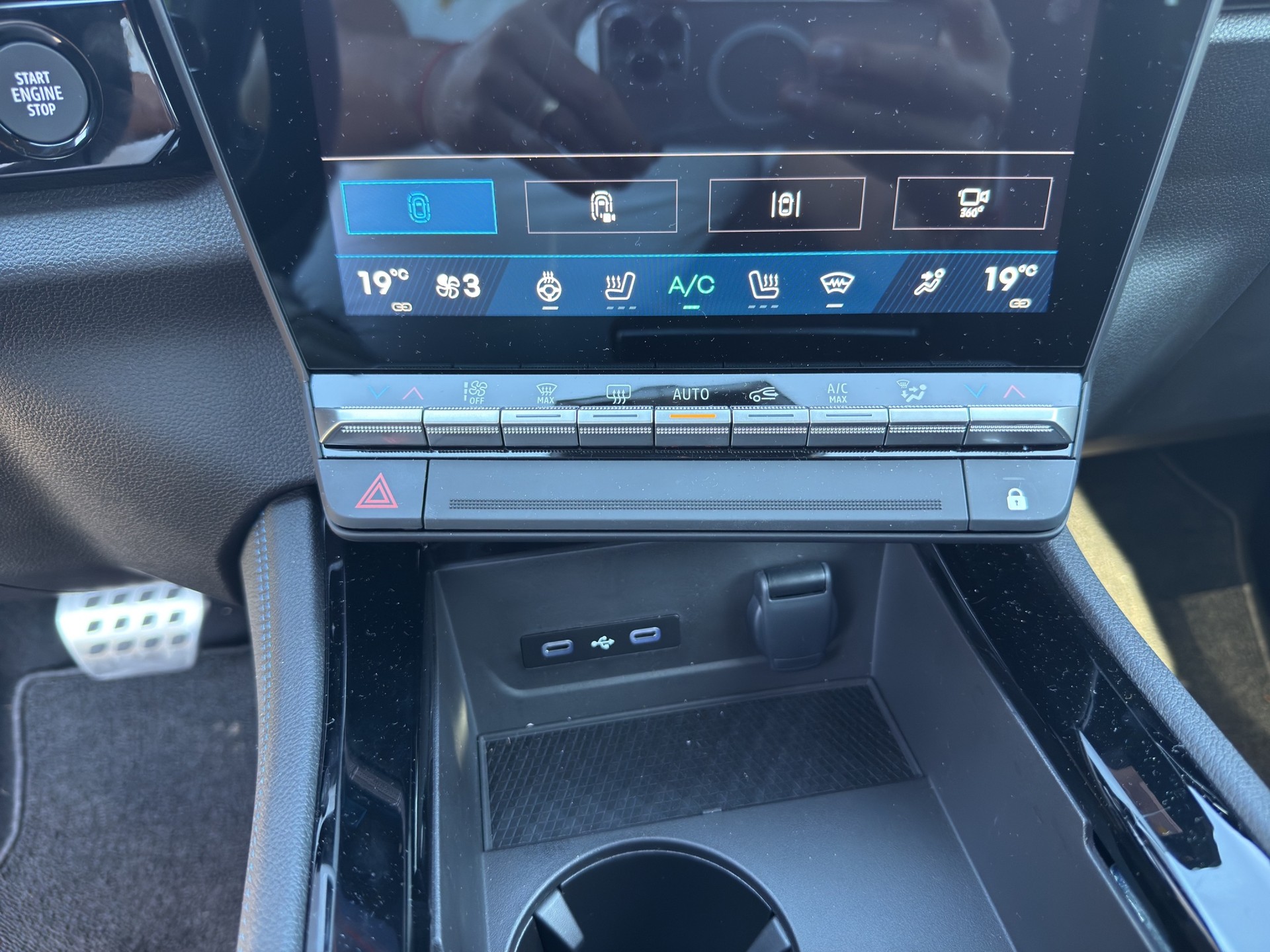 RENAULT Espace 1.2 E-Tech 200 Esprit Alpine 7-Sitze-image-12