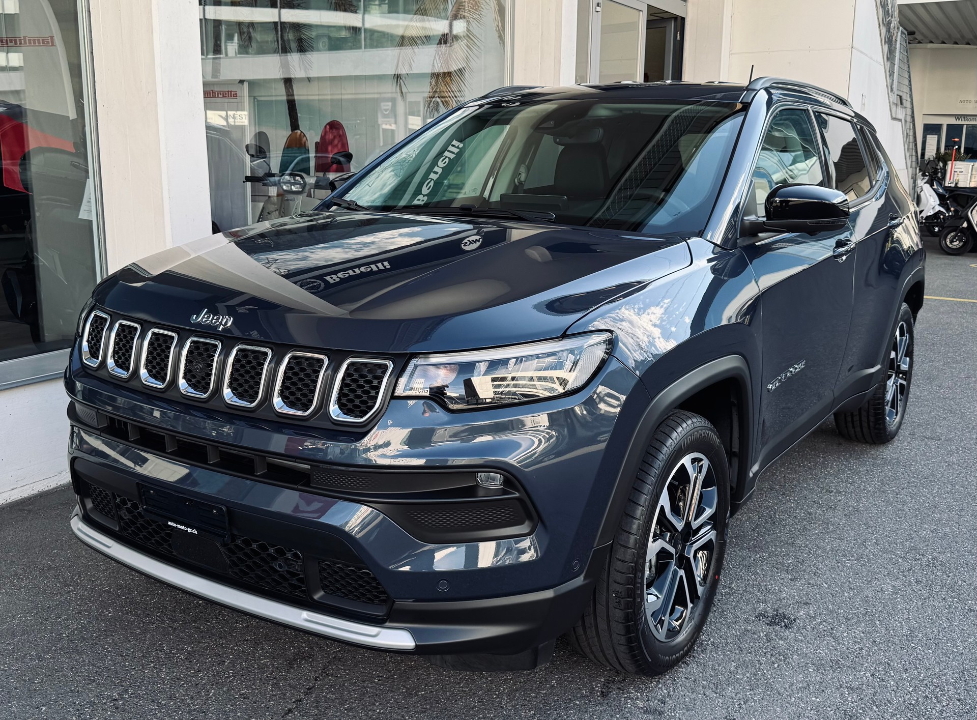JEEP Compass 4x2 1.5 T MHEV Limited-image-5