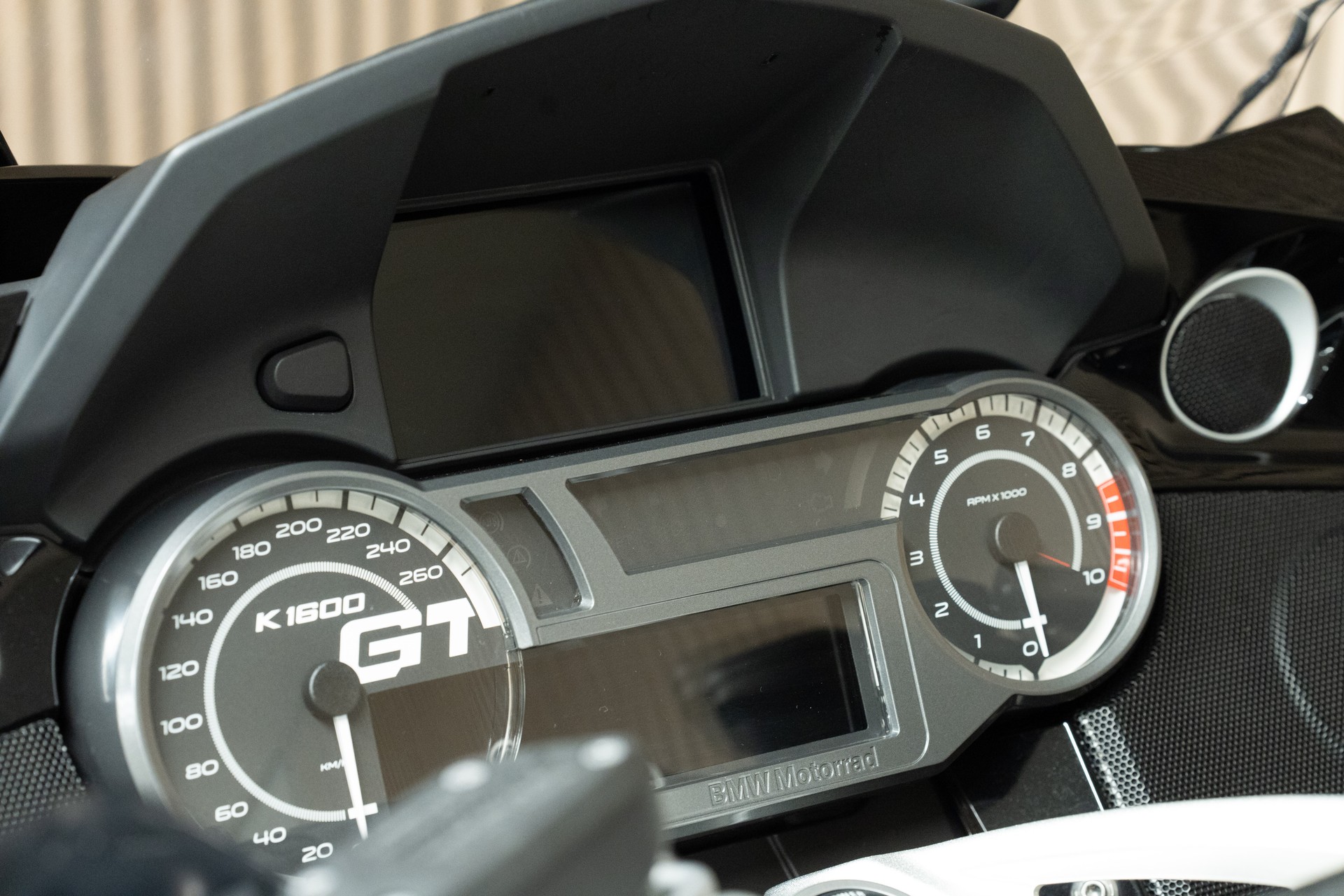 BMW K 1600 GT-showroom-element-3