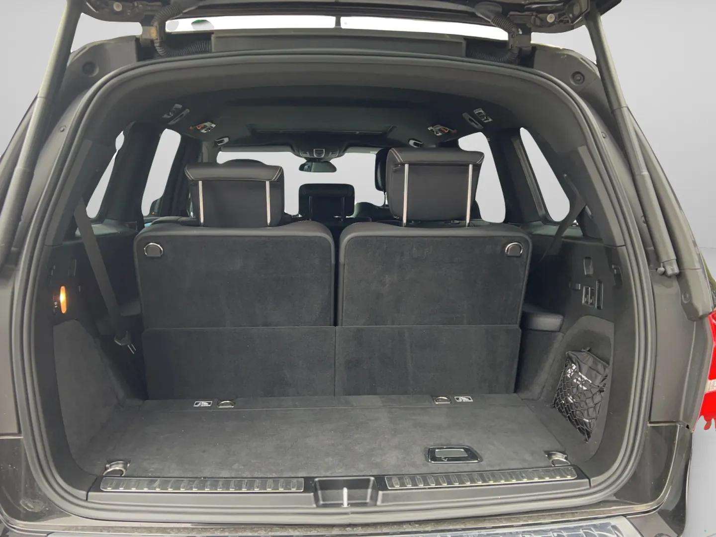 MERCEDES-BENZ GLS 63 AMG 4Matic Speedshift Plus 7G-Tronic-image-12