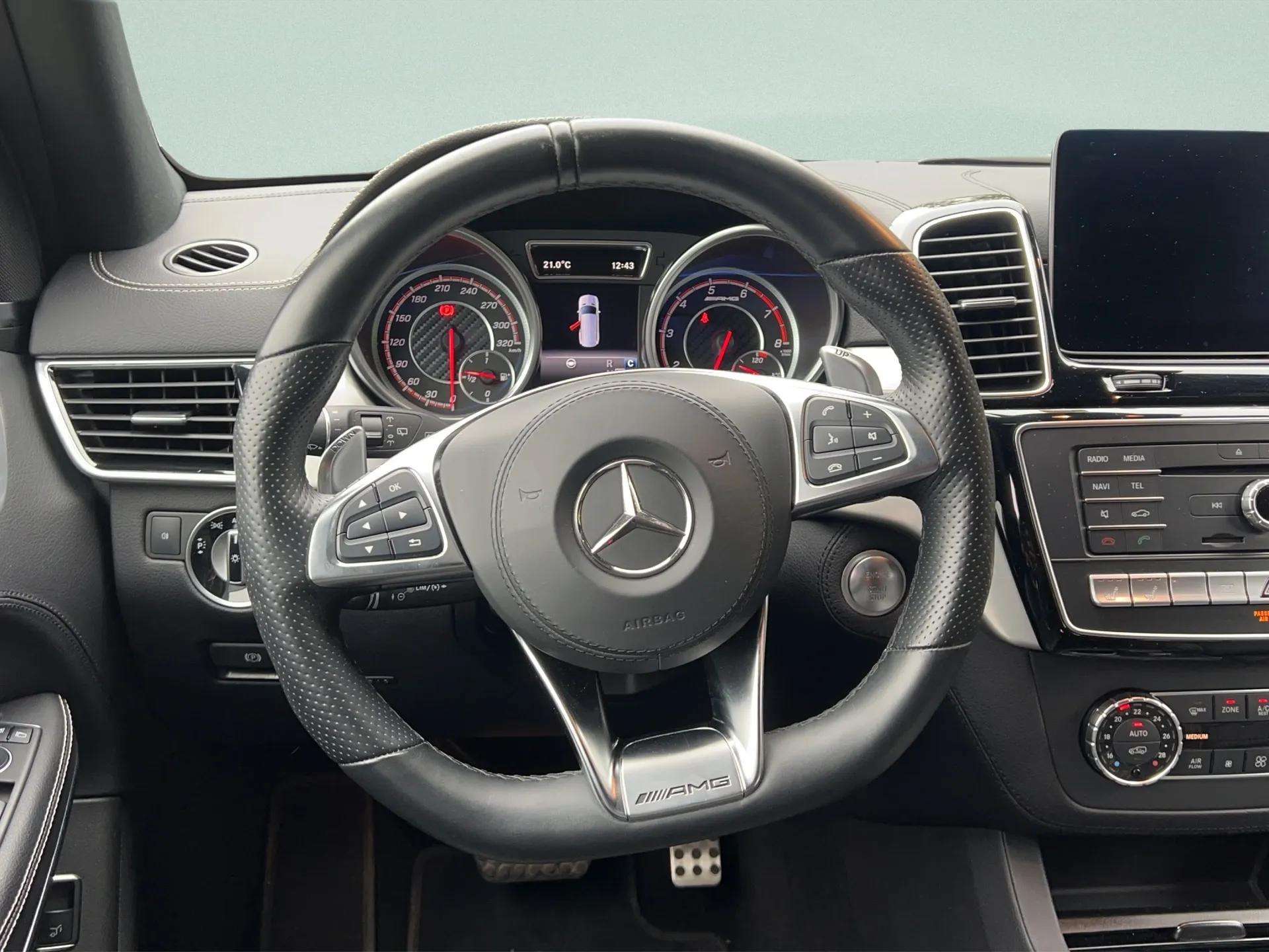 MERCEDES-BENZ GLS 63 AMG 4Matic Speedshift Plus 7G-Tronic-image-10