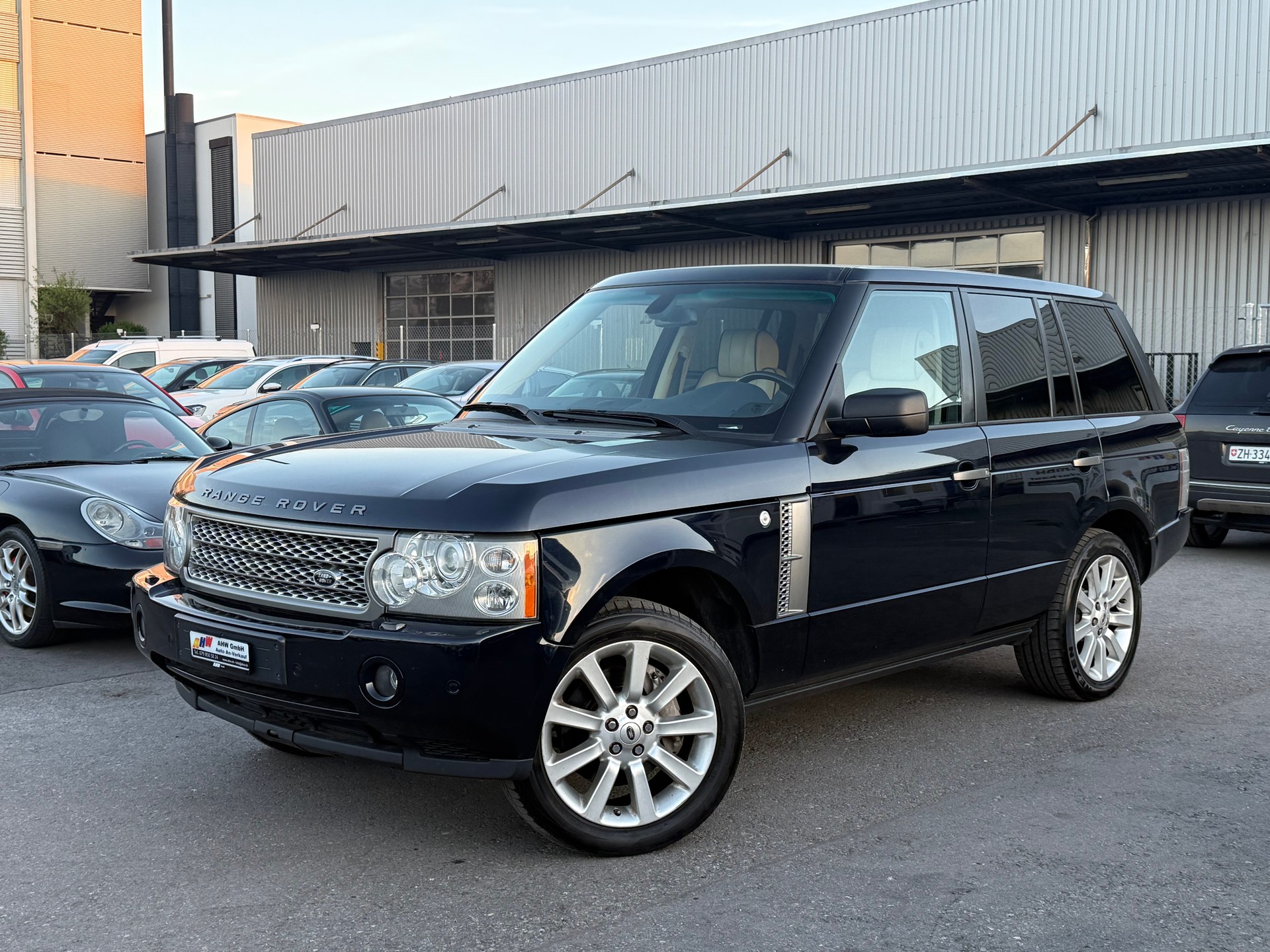 LAND ROVER Range Rover 4.2 V8 SC Automatic / Frisch ab MFK & Service / Rear Seat Entertainment / harman/kardon / Schiebedach Facelift