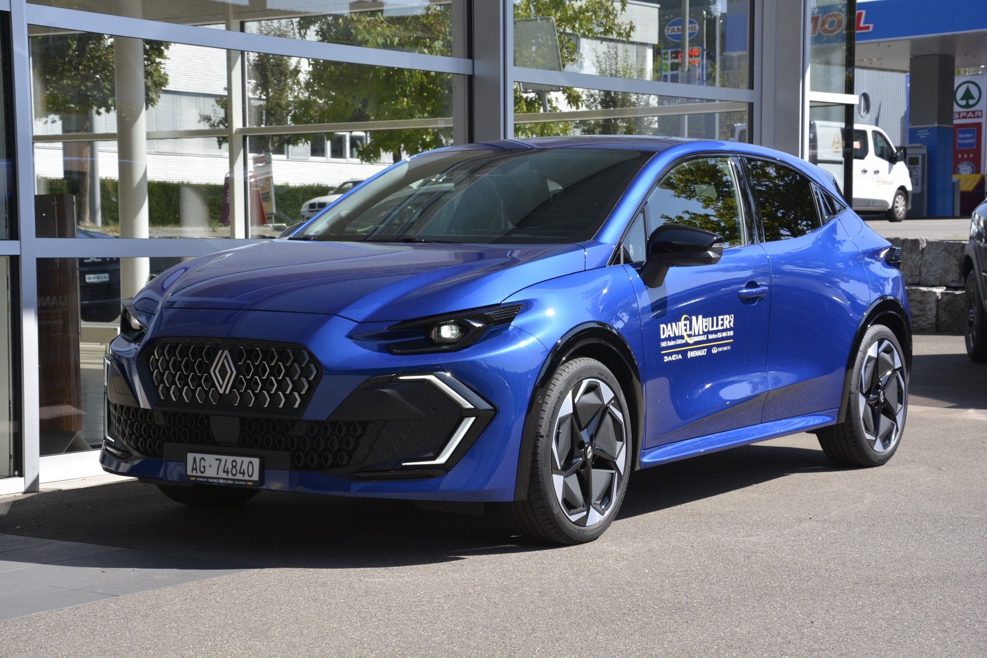 RENAULT CLIO techno full hybrid E-Tech 160-image-0