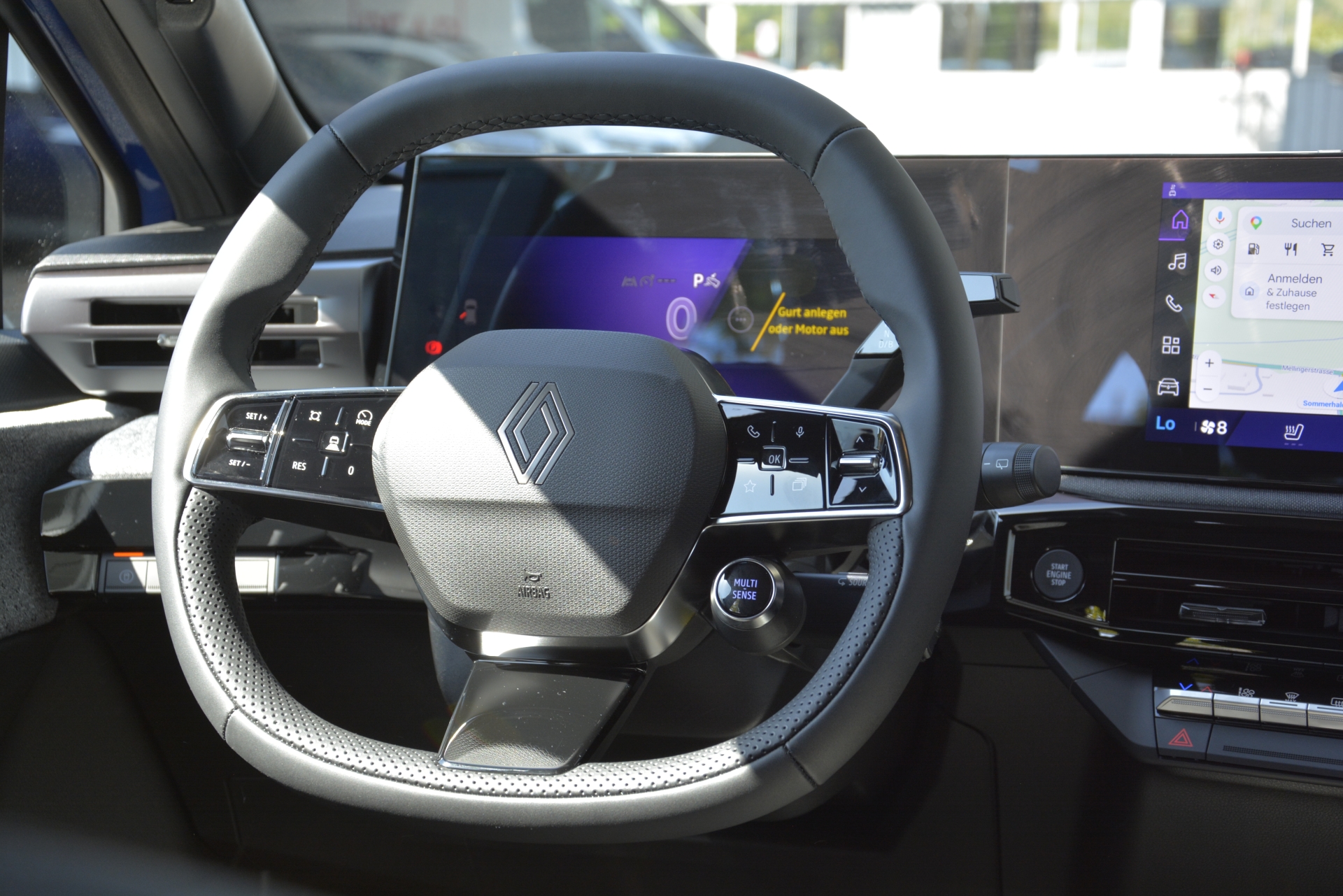 RENAULT CLIO techno full hybrid E-Tech 160-image-6