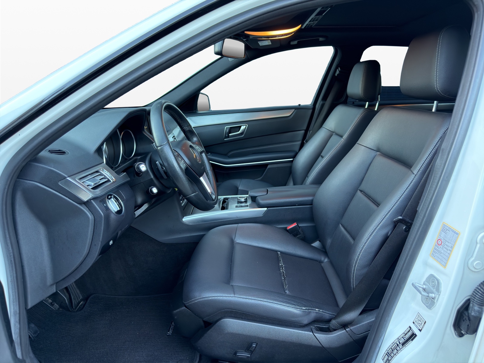 MERCEDES-BENZ E 250 BlueTEC Avantgarde 4Matic 7G-Tronic-image-8