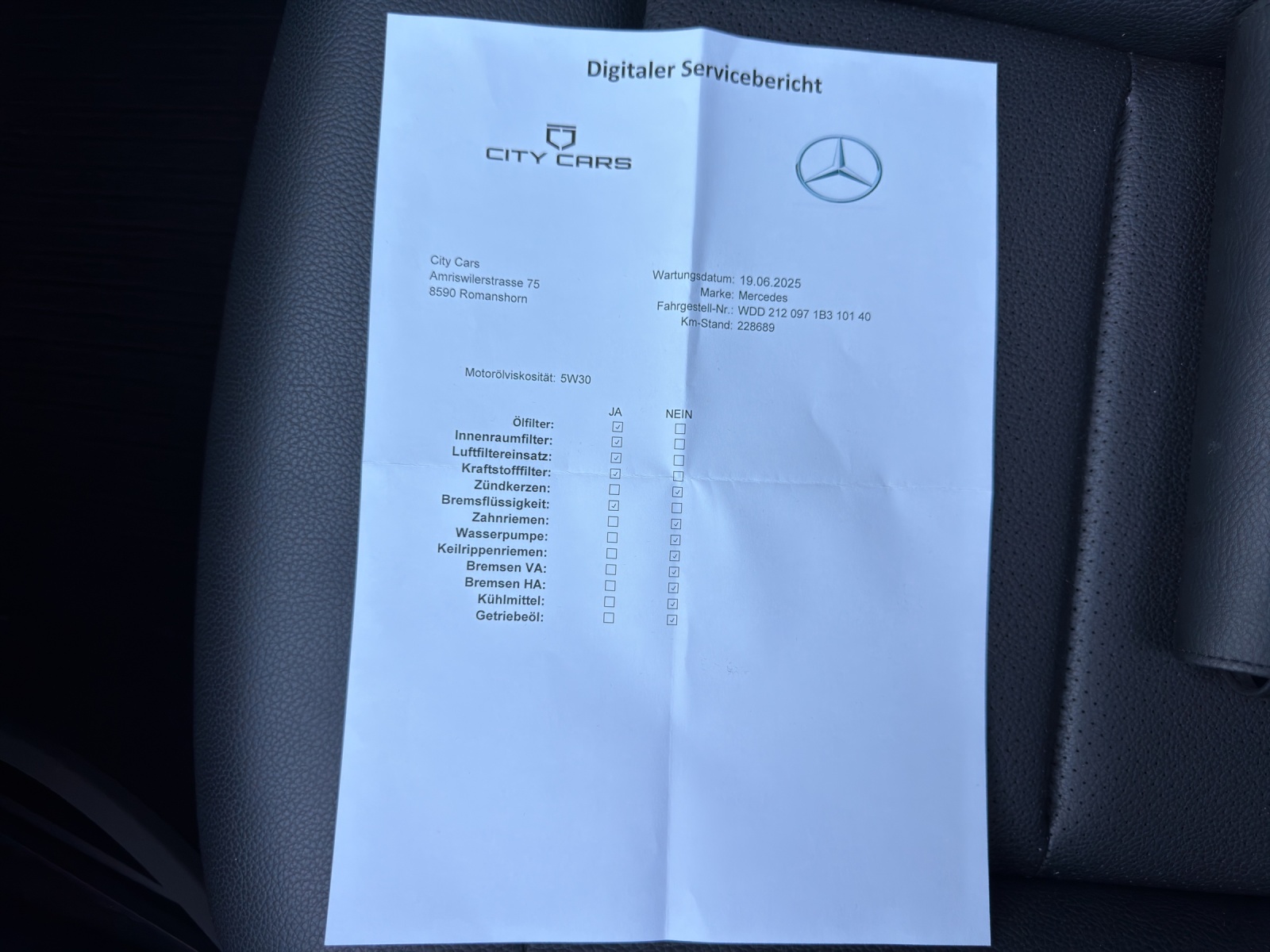 MERCEDES-BENZ E 250 BlueTEC Avantgarde 4Matic 7G-Tronic-image-23