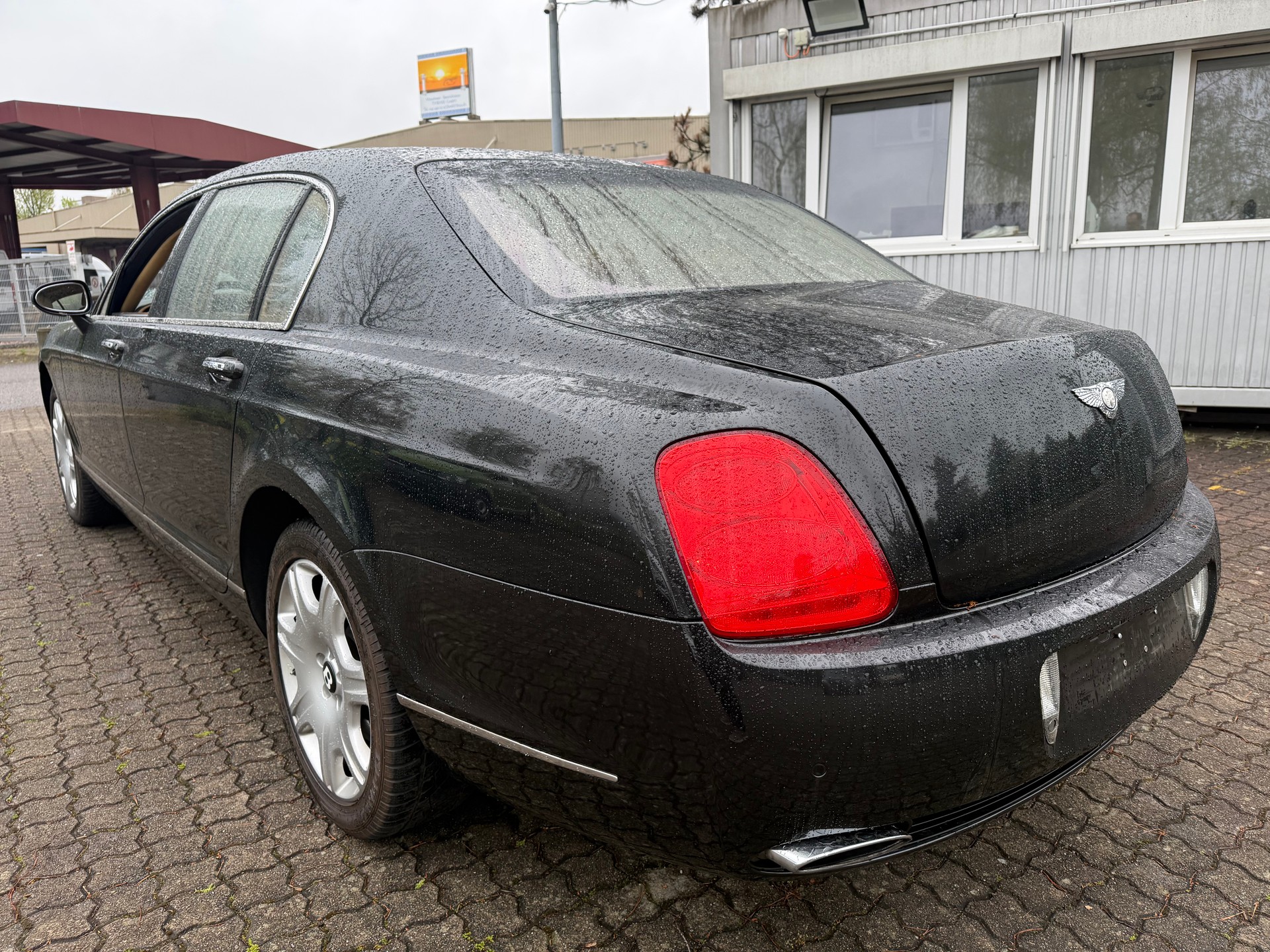 BENTLEY Continental Flying Spur 6.0-image-6