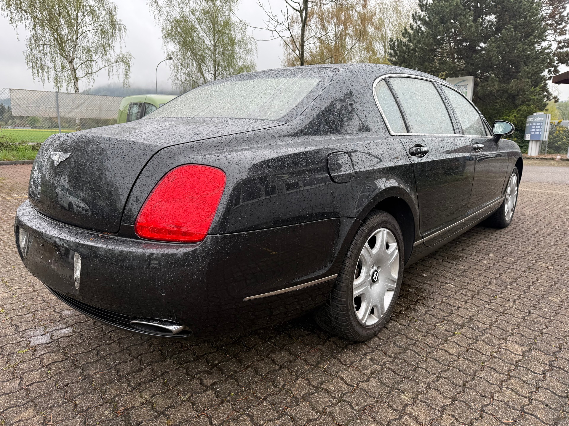 BENTLEY Continental Flying Spur 6.0-image-4