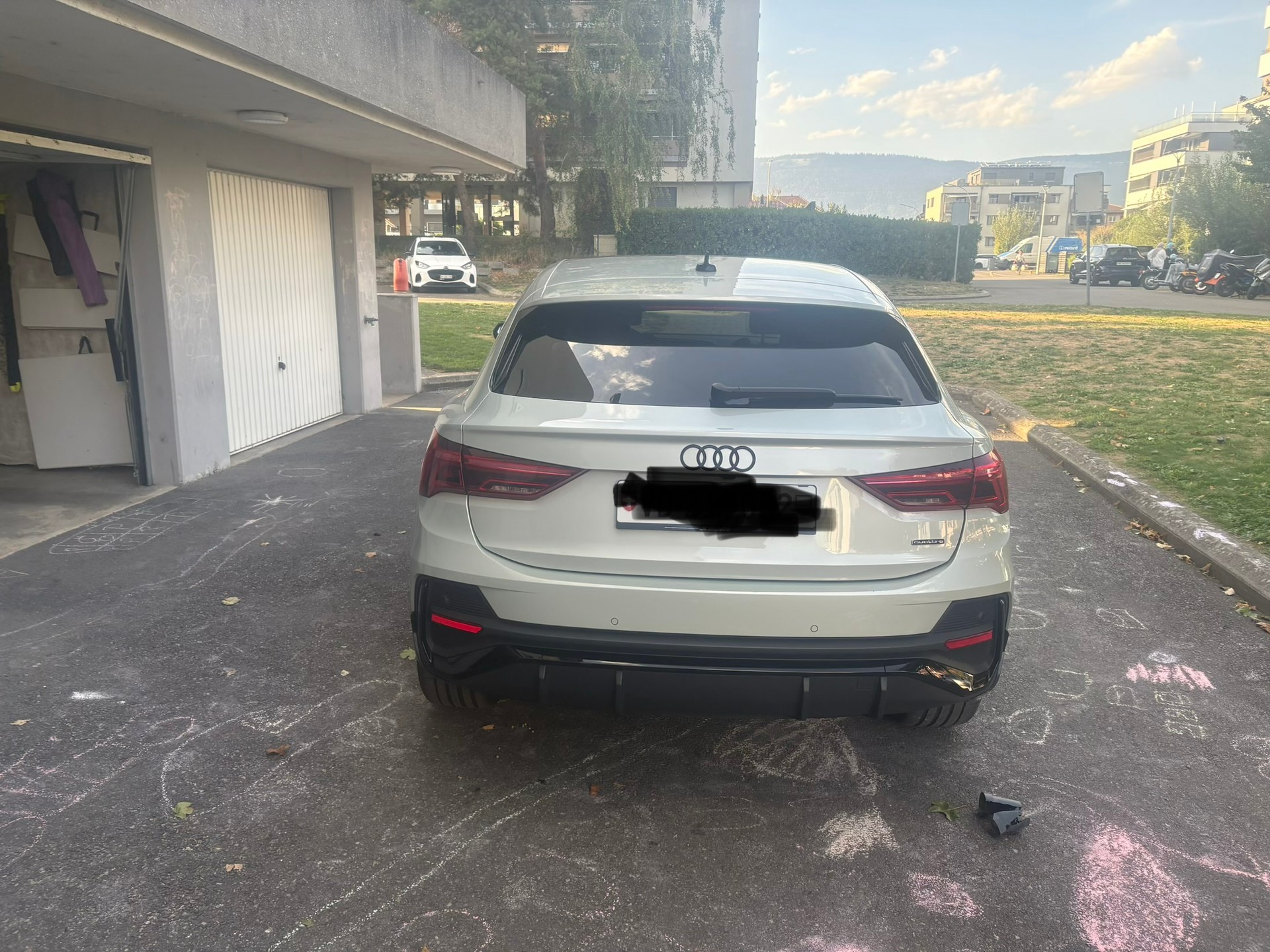 AUDI 2.0 45 TFSI S line quattro S-Tronic-image-2