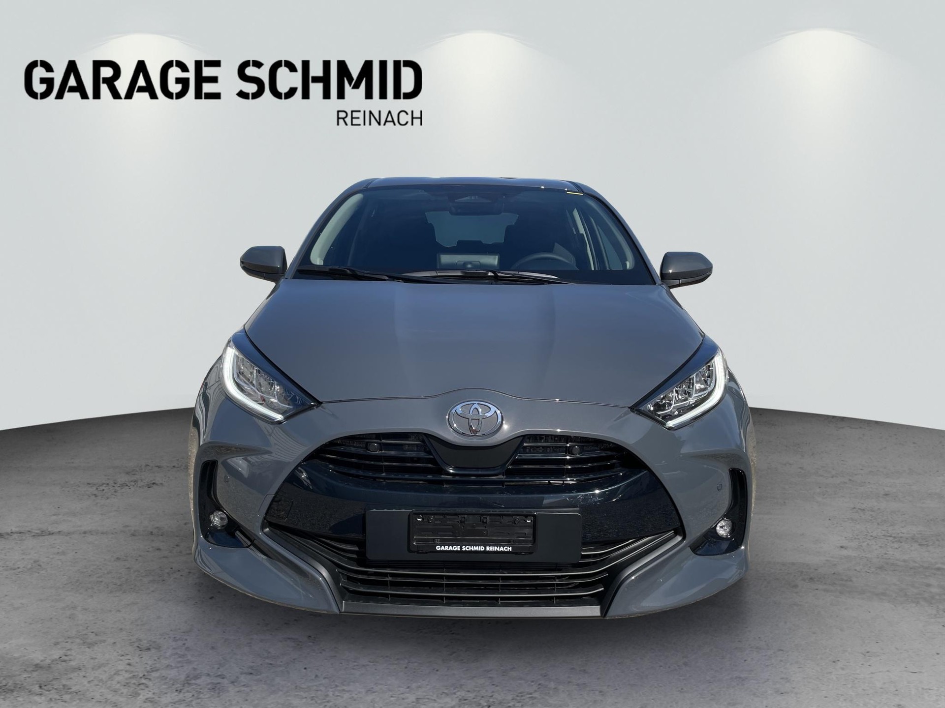 TOYOTA Yaris 1.5 VVT-i HSD Trend-showroom-element-1