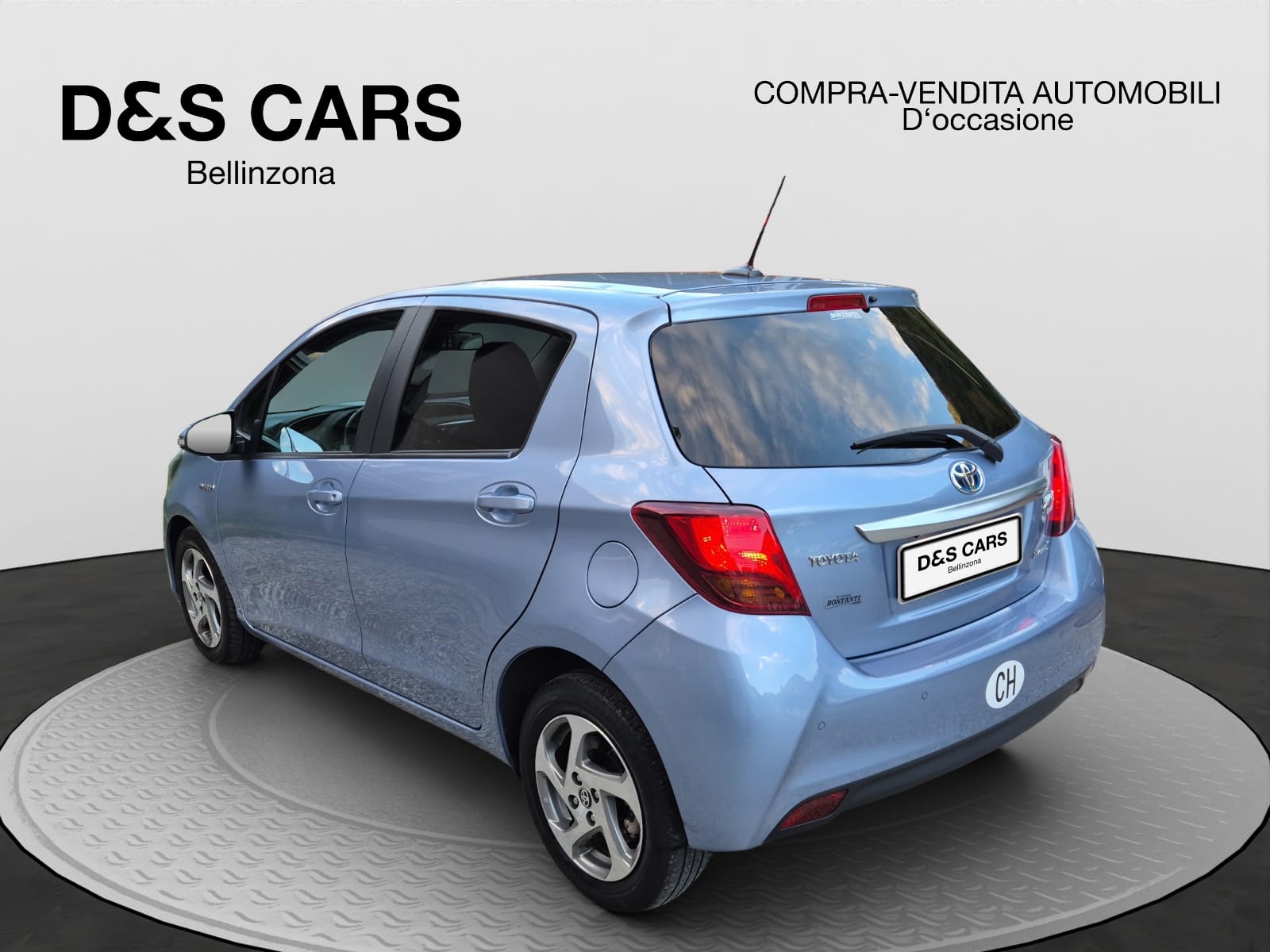 TOYOTA Yaris 1.5 VVT-i Hybrid Luna e-CVT-image-3
