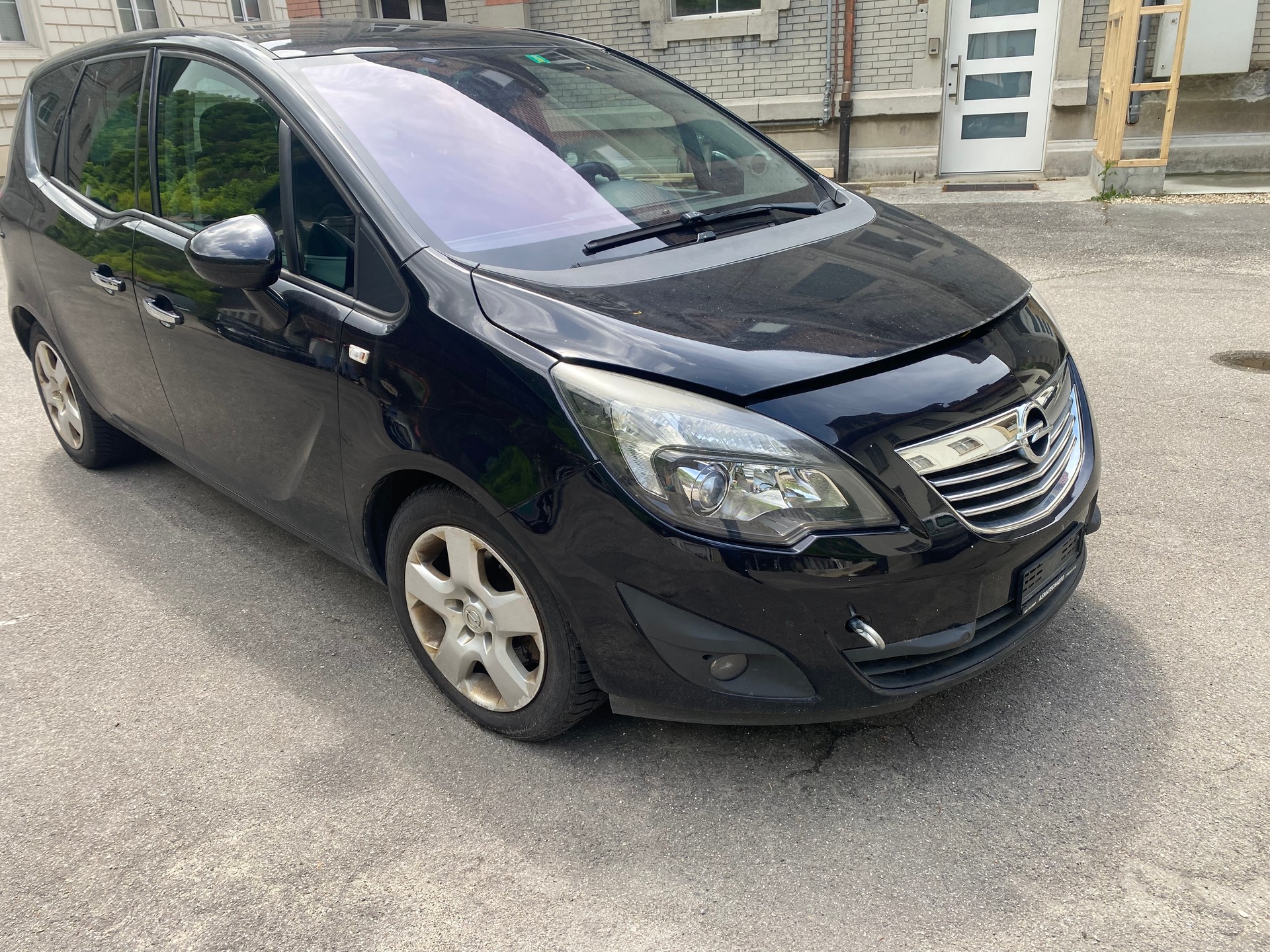 OPEL Meriva 1.7 CDTi Cosmo-image-1