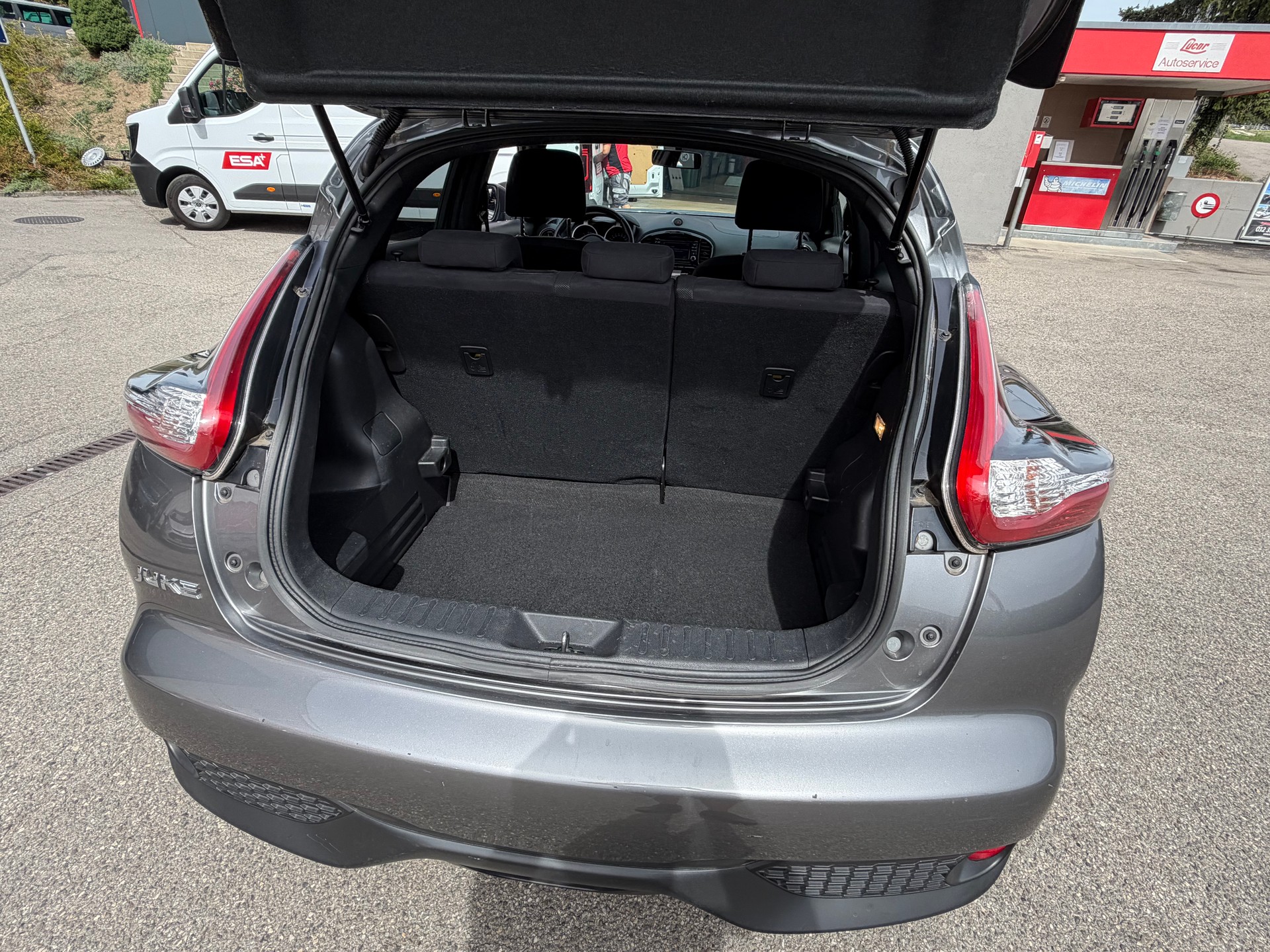 NISSAN Juke 1.6 tekna Xtronic CVT-image-6