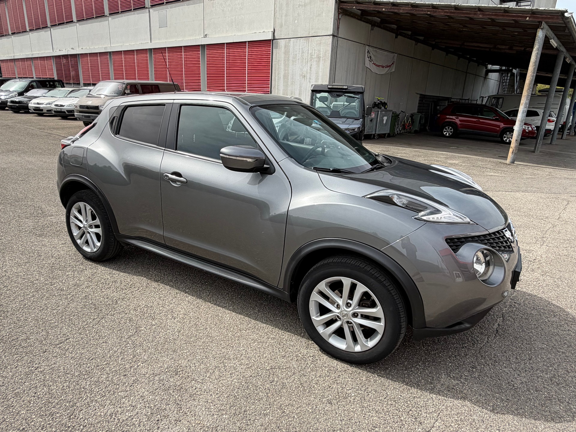 NISSAN Juke 1.6 tekna Xtronic CVT-image-1