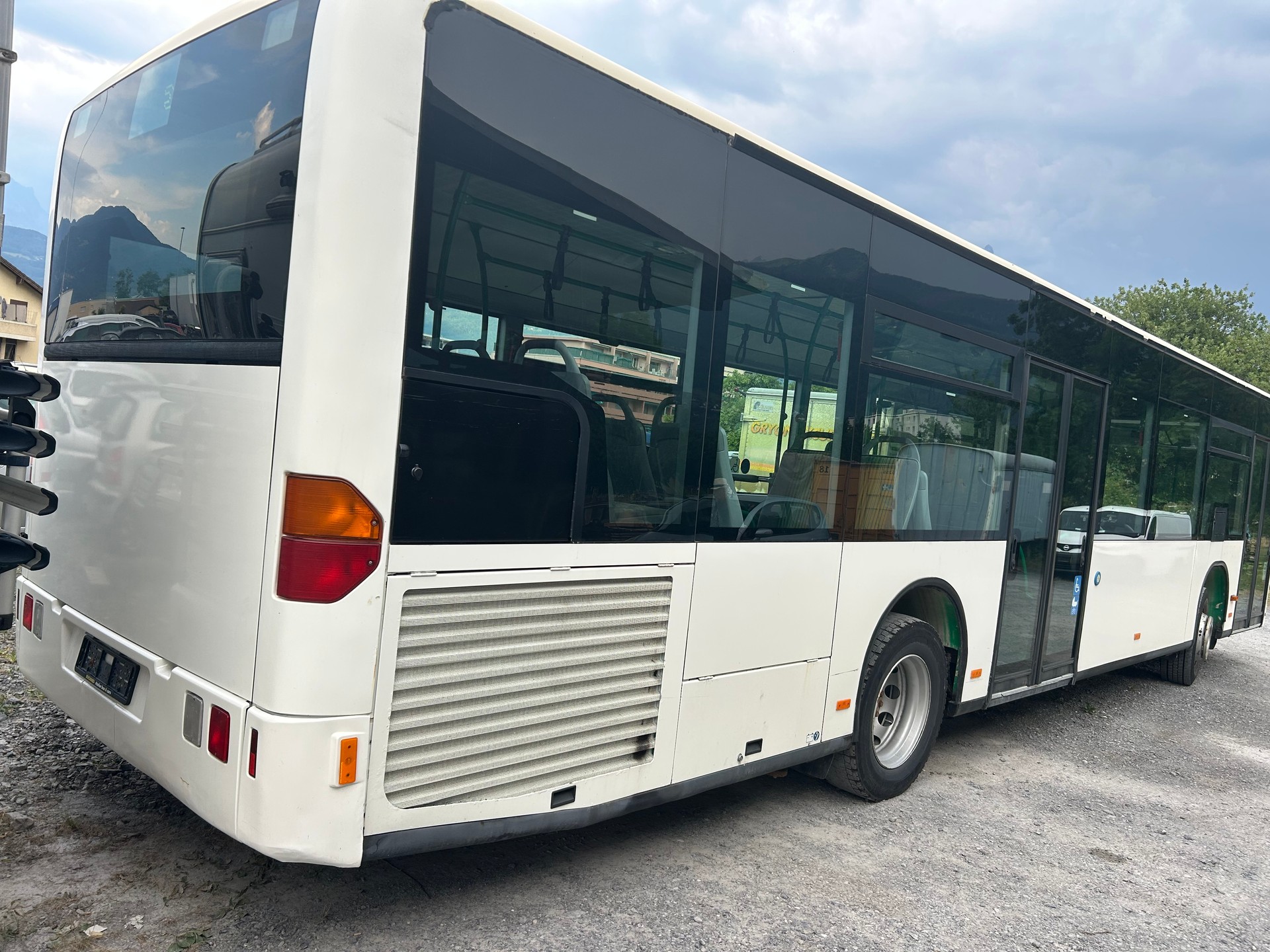 MERCEDES-BENZ O530-image-3