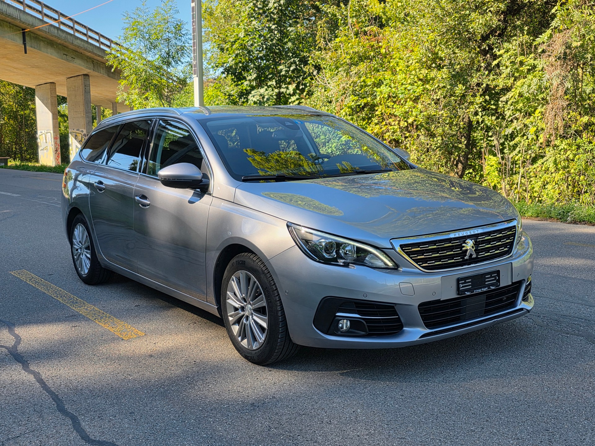 PEUGEOT 308 SW 1.2 Pure Tech Allure EAT8 / Neu ab Mfk.-image-4
