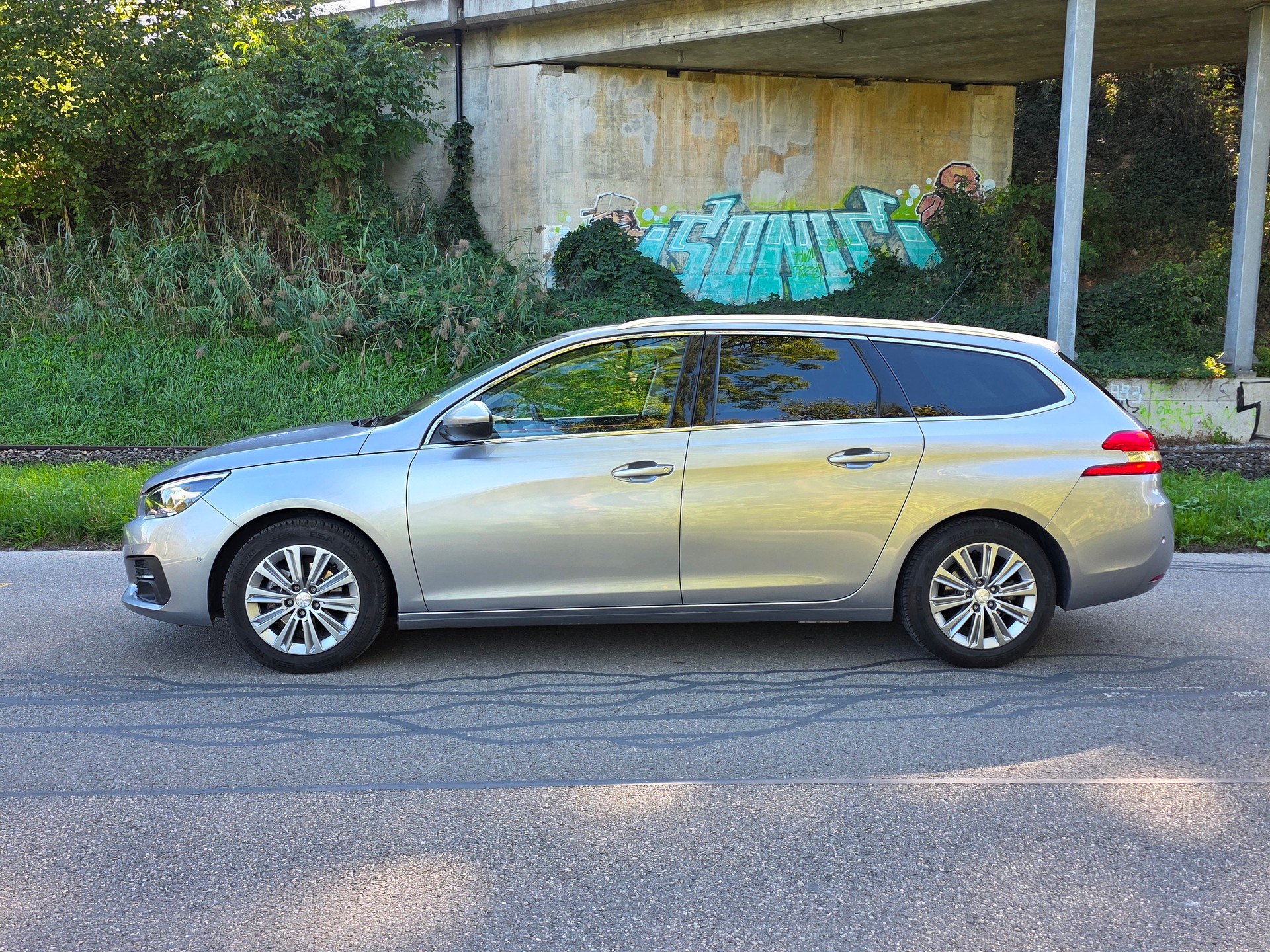 PEUGEOT 308 SW 1.2 Pure Tech Allure EAT8 / Neu ab Mfk.-image-2