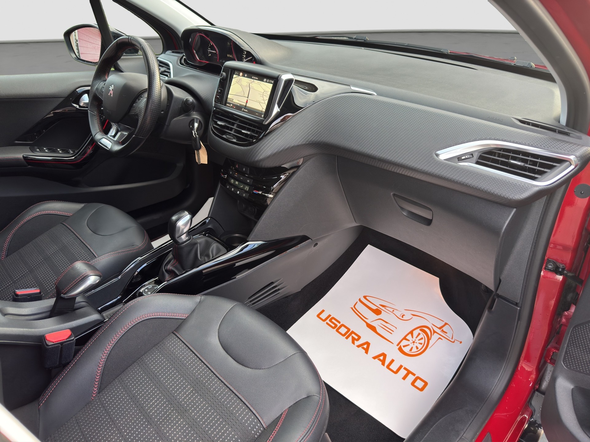 PEUGEOT 2008 1.2 PureTech GT Line-image-10