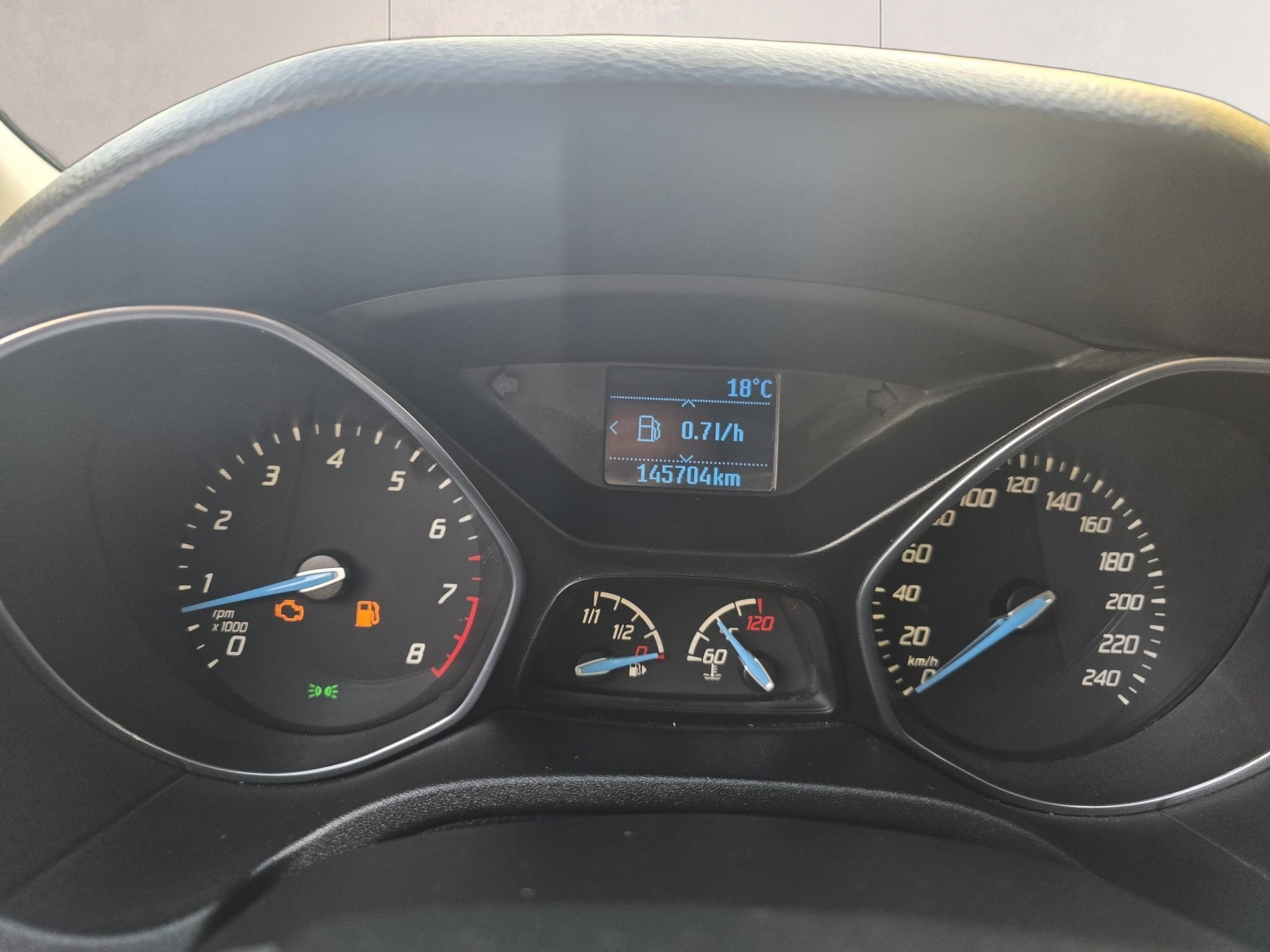 FORD Focus 1.0 SCTi Trend-image-11