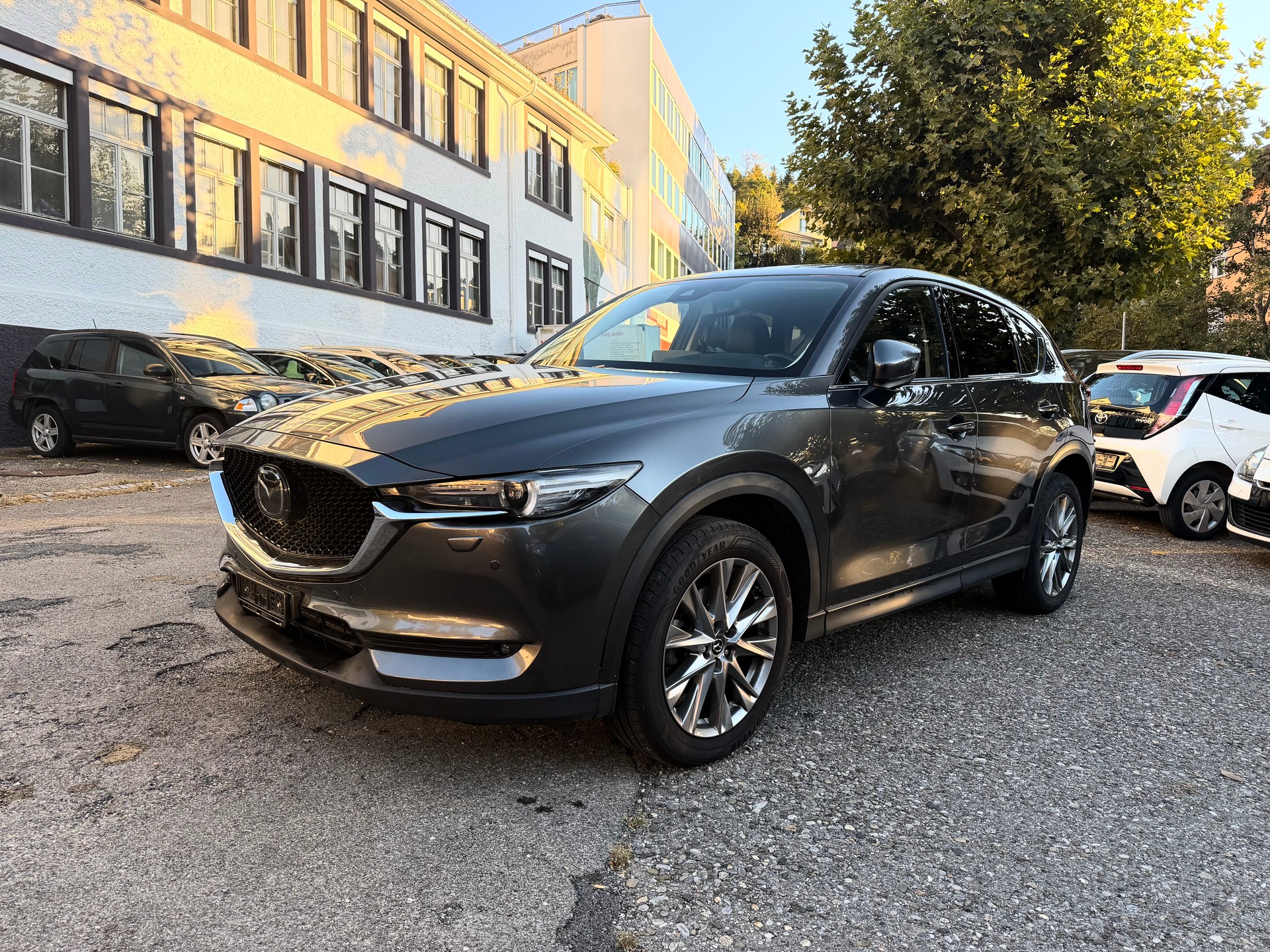 MAZDA CX-5 SKYACTIV-D 184 Revolution AWD Automat-image-2