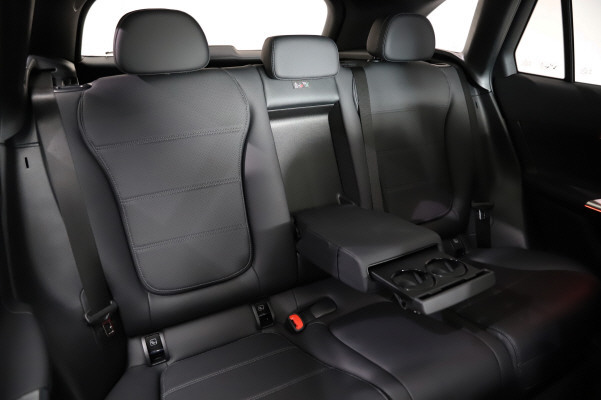 MERCEDES-BENZ GLC 300 e 4M 9G-Tronic-image-10